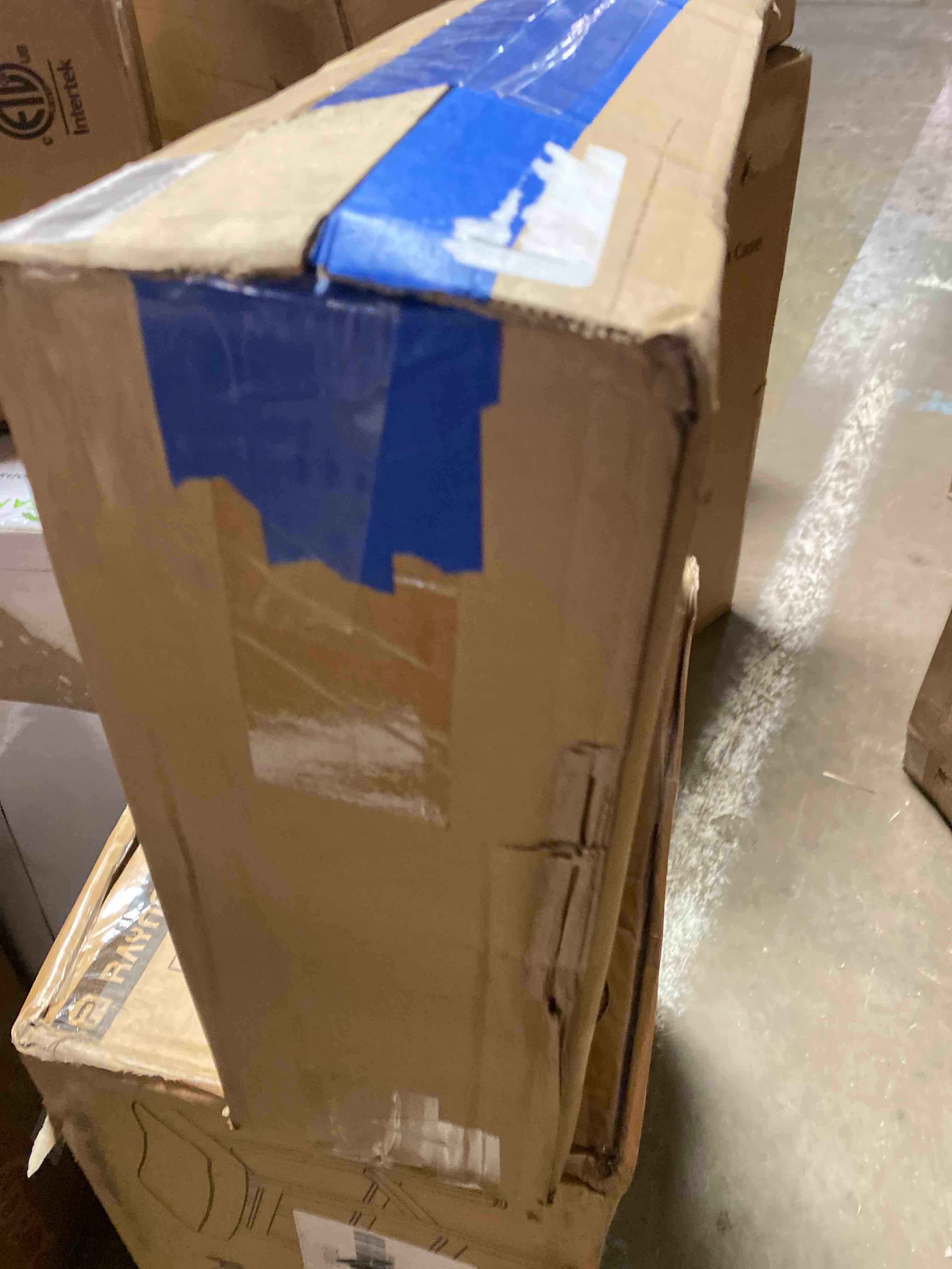 https://s3.amazonaws.com/lotting-images-prod/phillipi/BRN1957786_1747056067114.jpeg