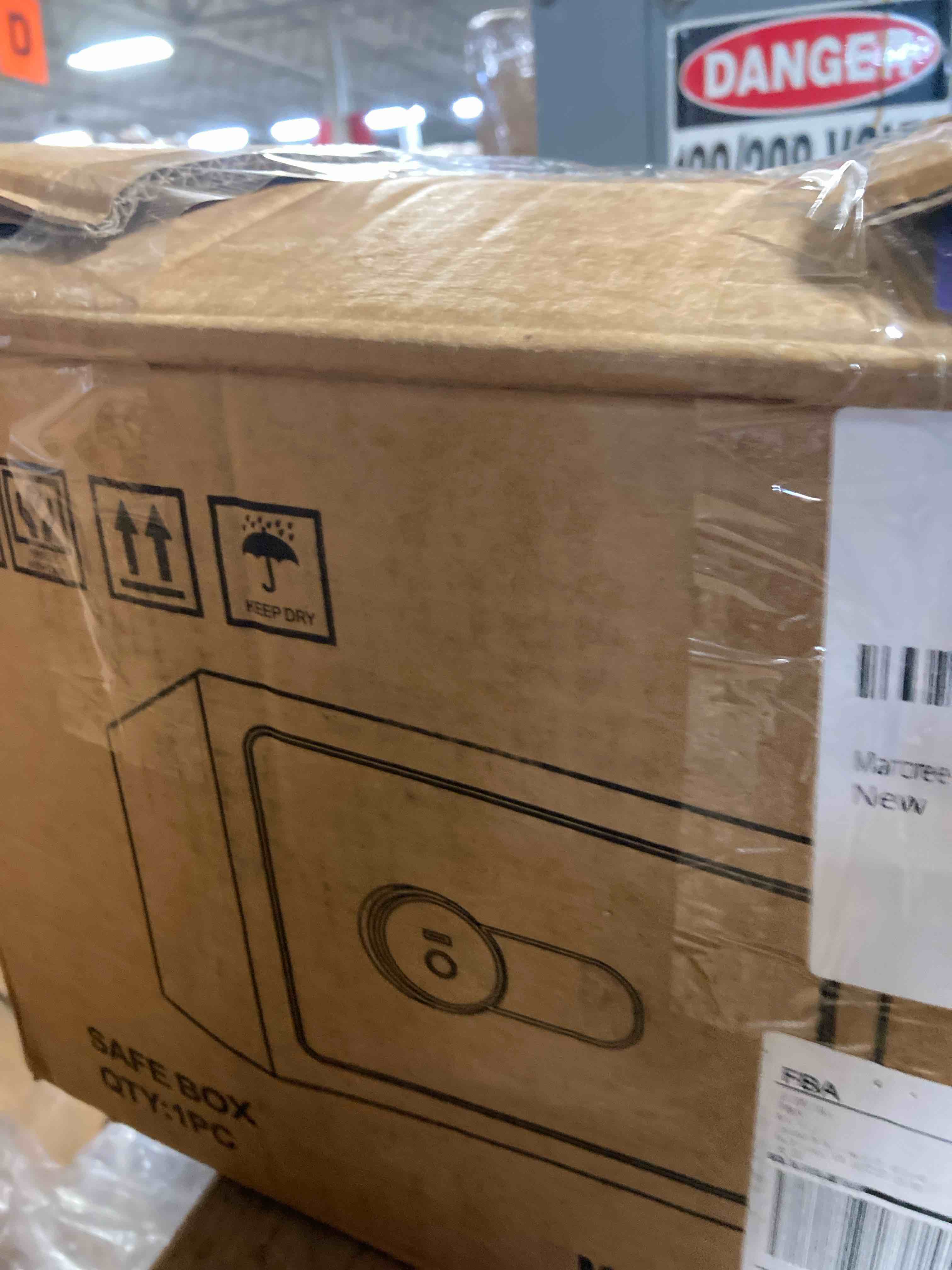 https://s3.amazonaws.com/lotting-images-prod/phillipi/BRN1959272_1752074473564.jpeg