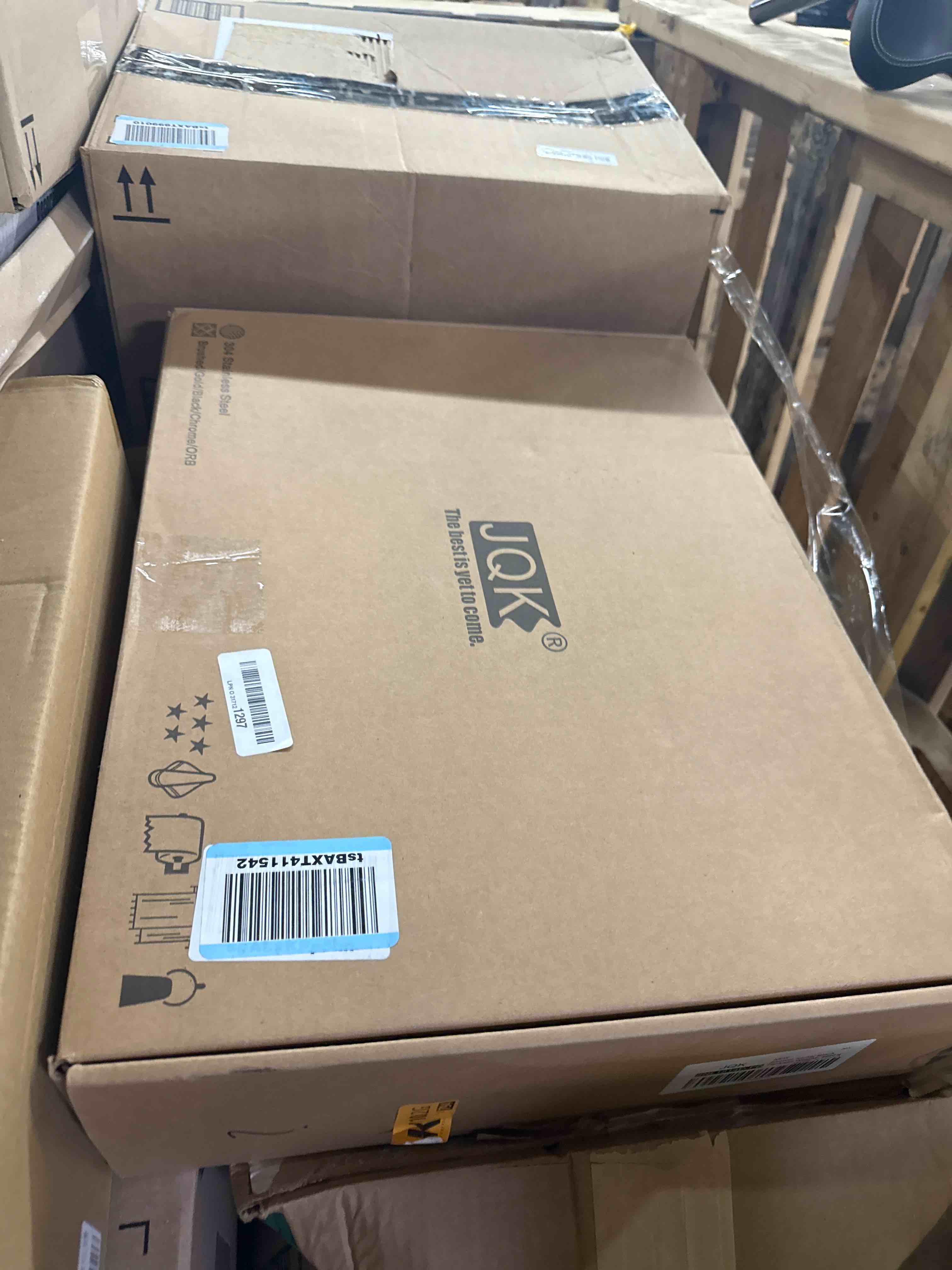 https://s3.amazonaws.com/lotting-images-prod/phillipi/BRN1959549_1750272783514.jpeg