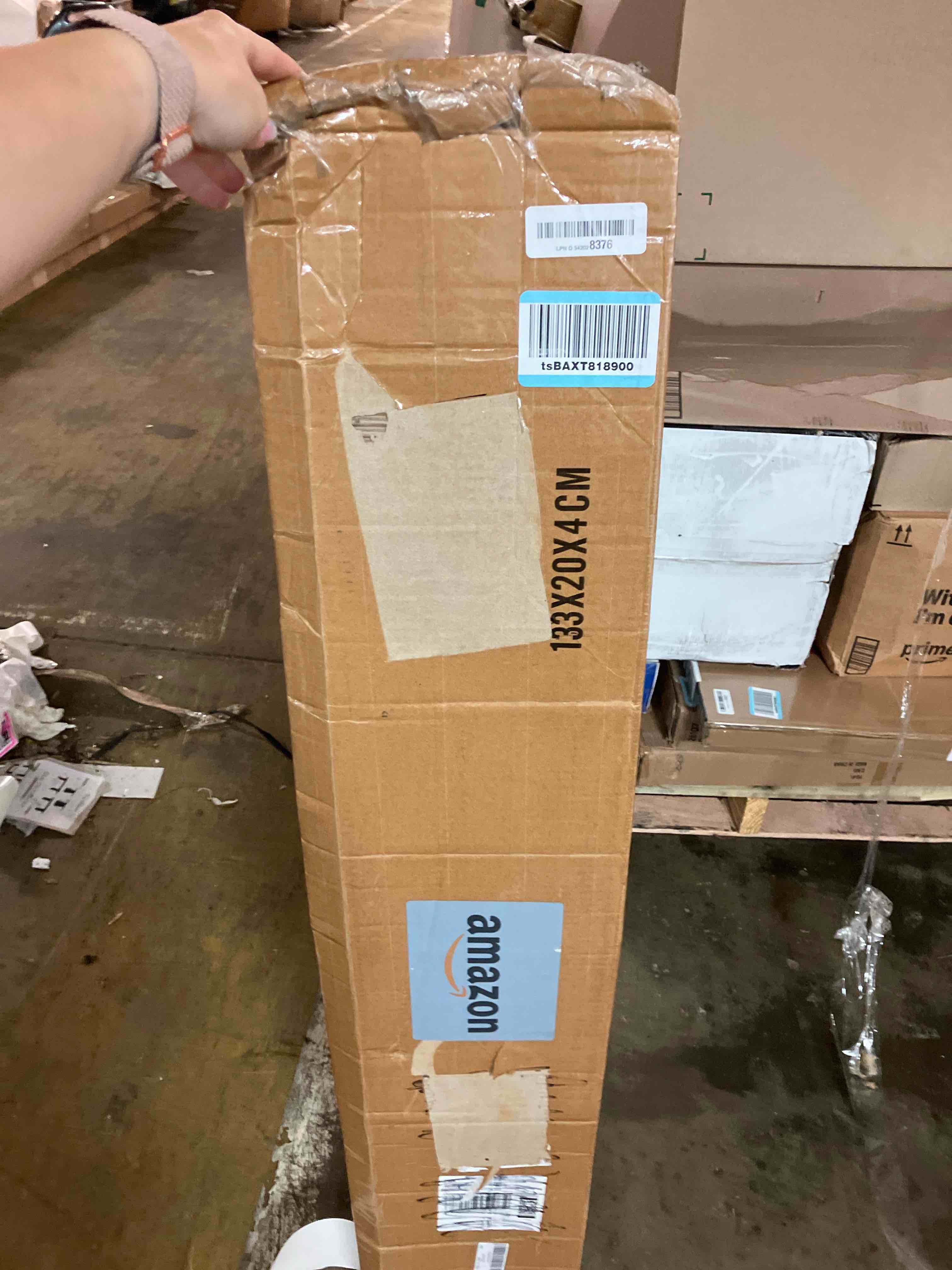 https://s3.amazonaws.com/lotting-images-prod/phillipi/BRN1959835_1750342044127.jpeg