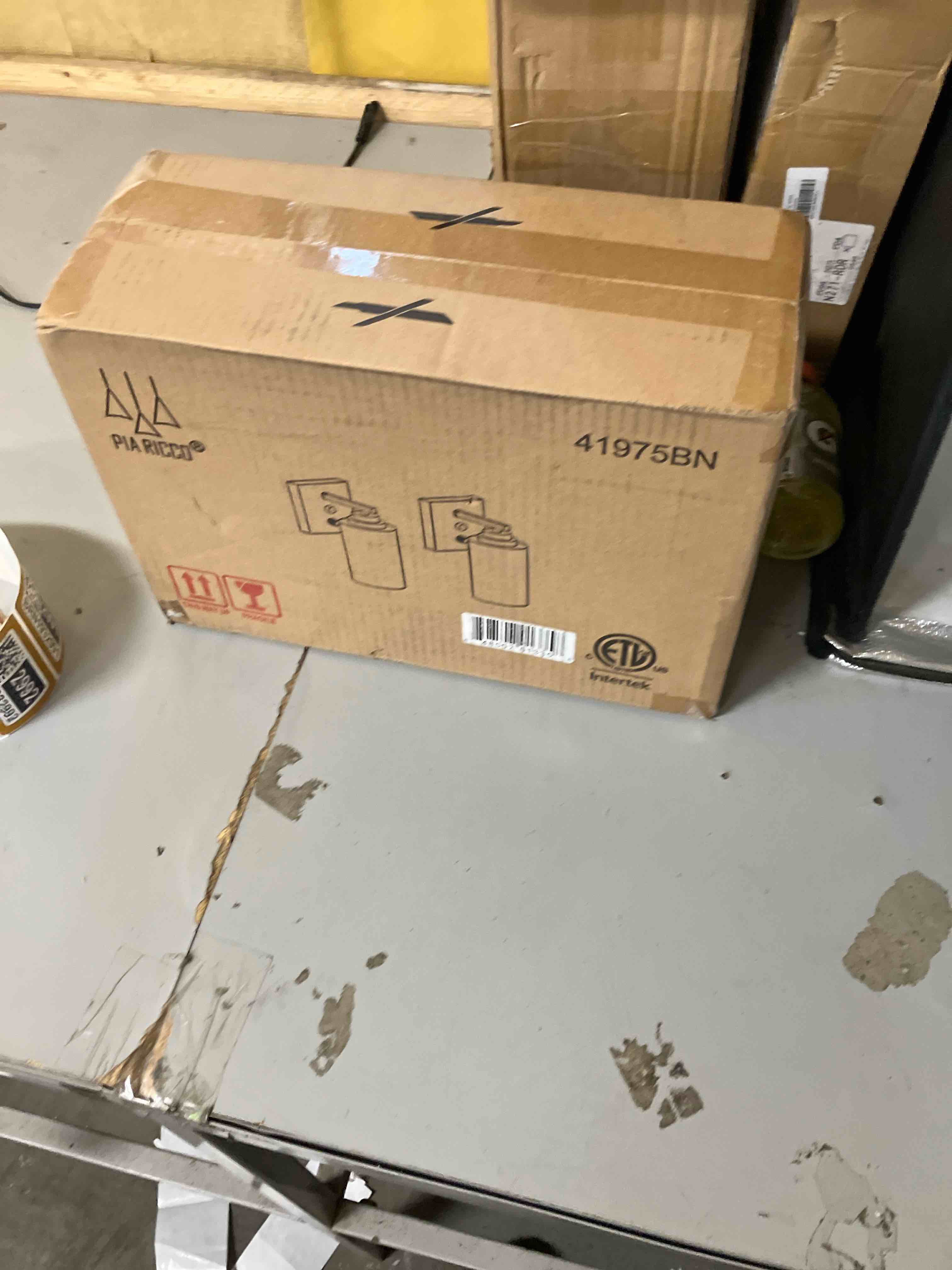 https://s3.amazonaws.com/lotting-images-prod/phillipi/BRN1959953_1753463680311.jpeg