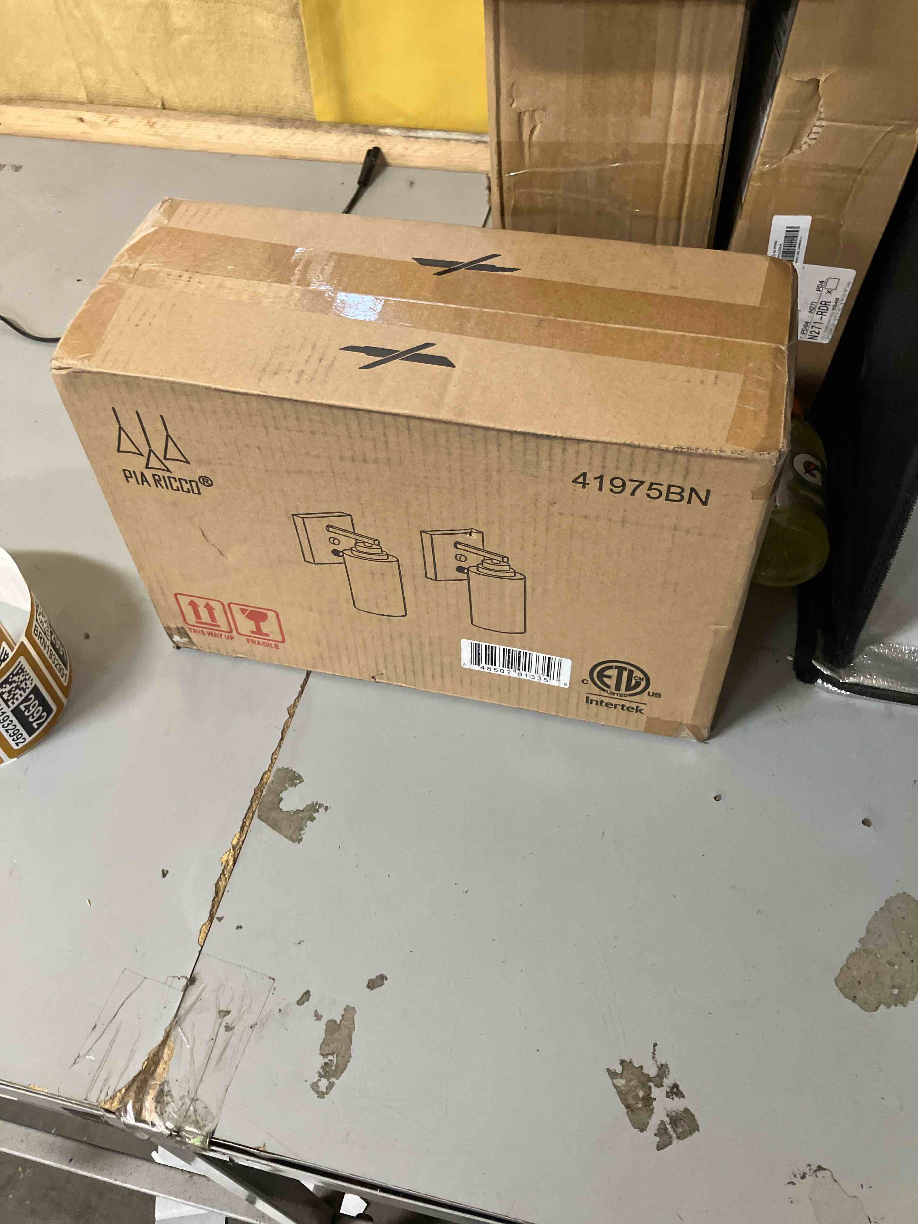 https://s3.amazonaws.com/lotting-images-prod/phillipi/BRN1959953_1753463681722.jpeg