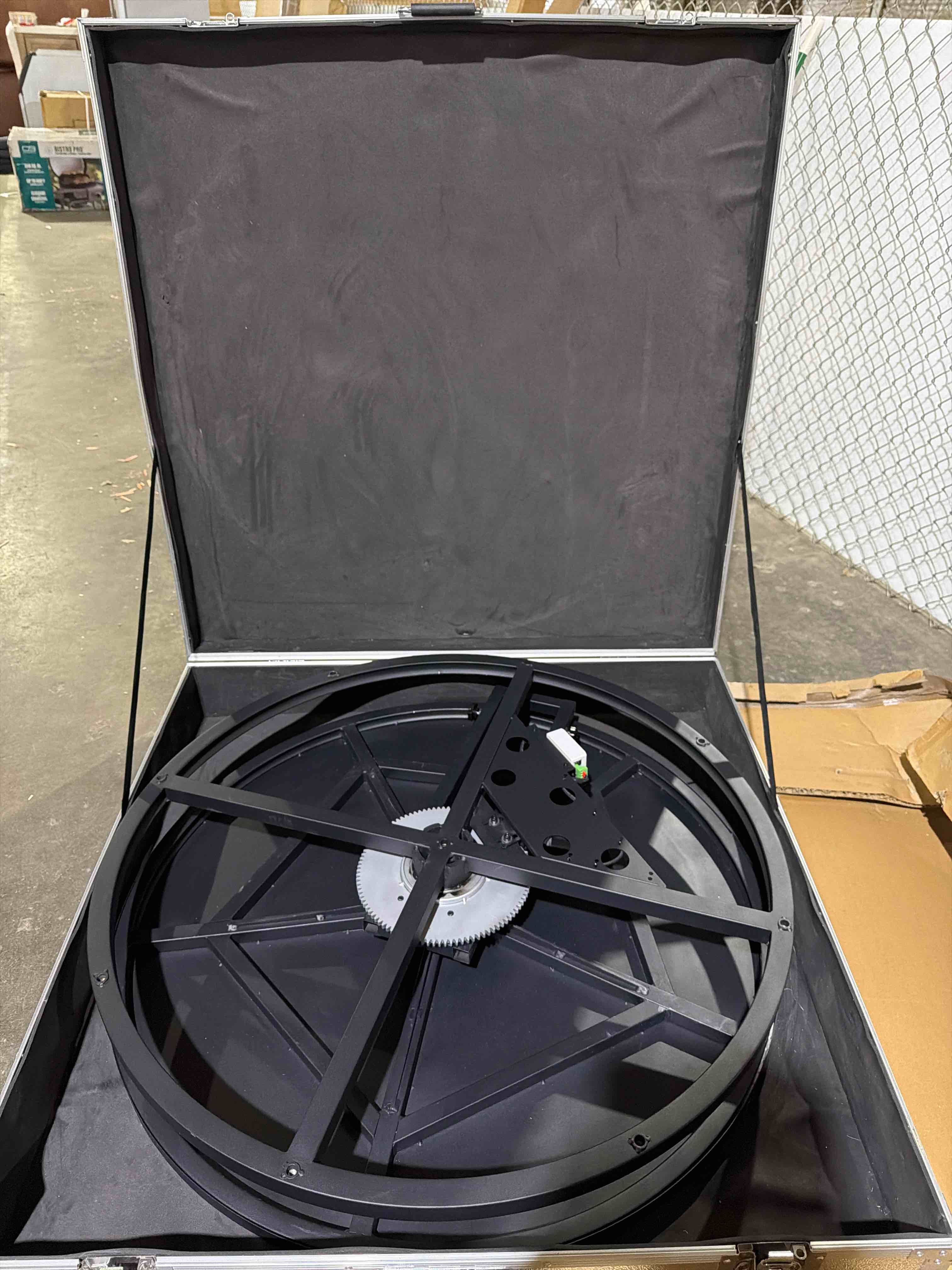 https://s3.amazonaws.com/lotting-images-prod/phillipi/BRN3538047_1777558682811.jpeg