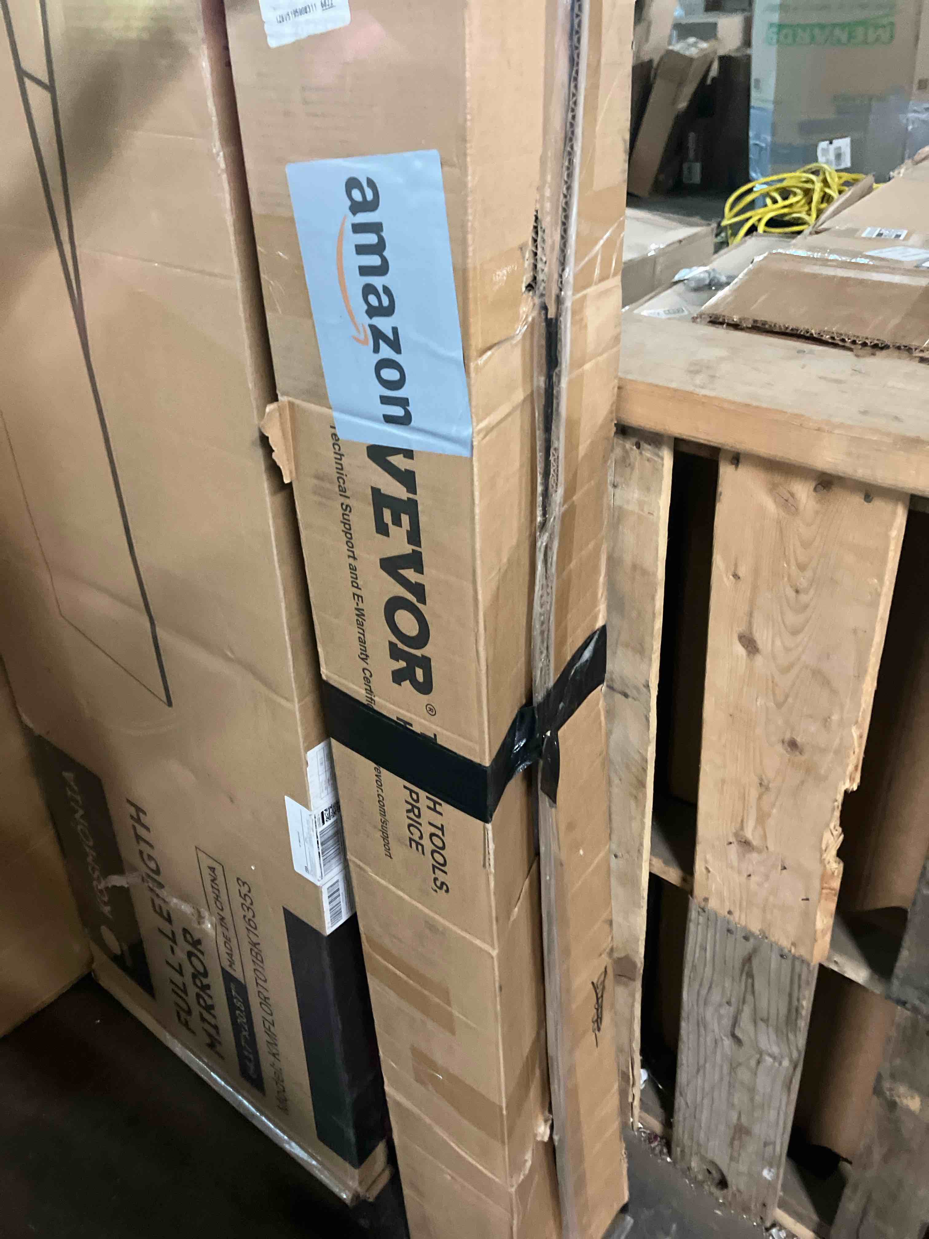 Condition photo showing New/Like New for vevor handrails for outdoor steps, 5 step stair hand rail kit, transitional carbon steel railings with installation kit, stair rails for seniors, concrete steps & porch & deck, black retro arch