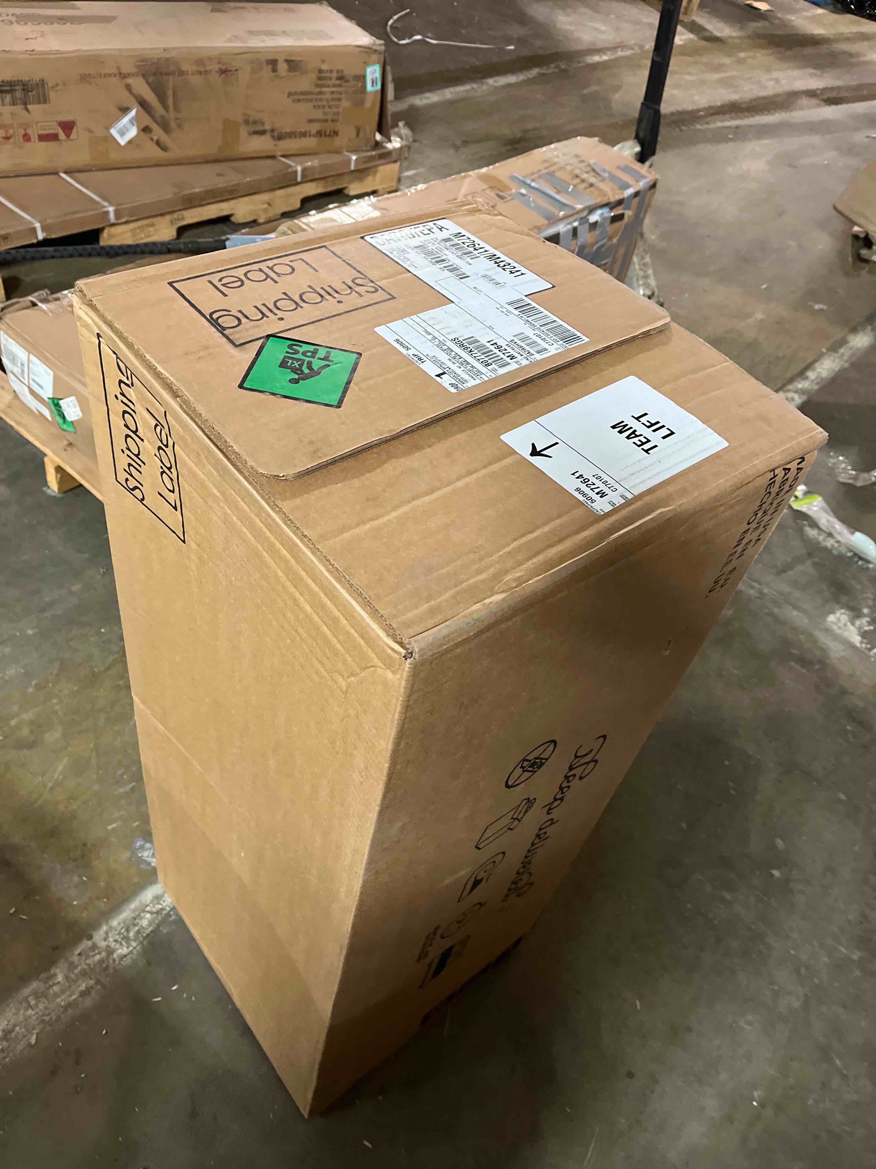 Condition photo showing New/Like New for Signature Design by Ashley 8 Inch Chime Medium Firm Memory Foam King Mattress