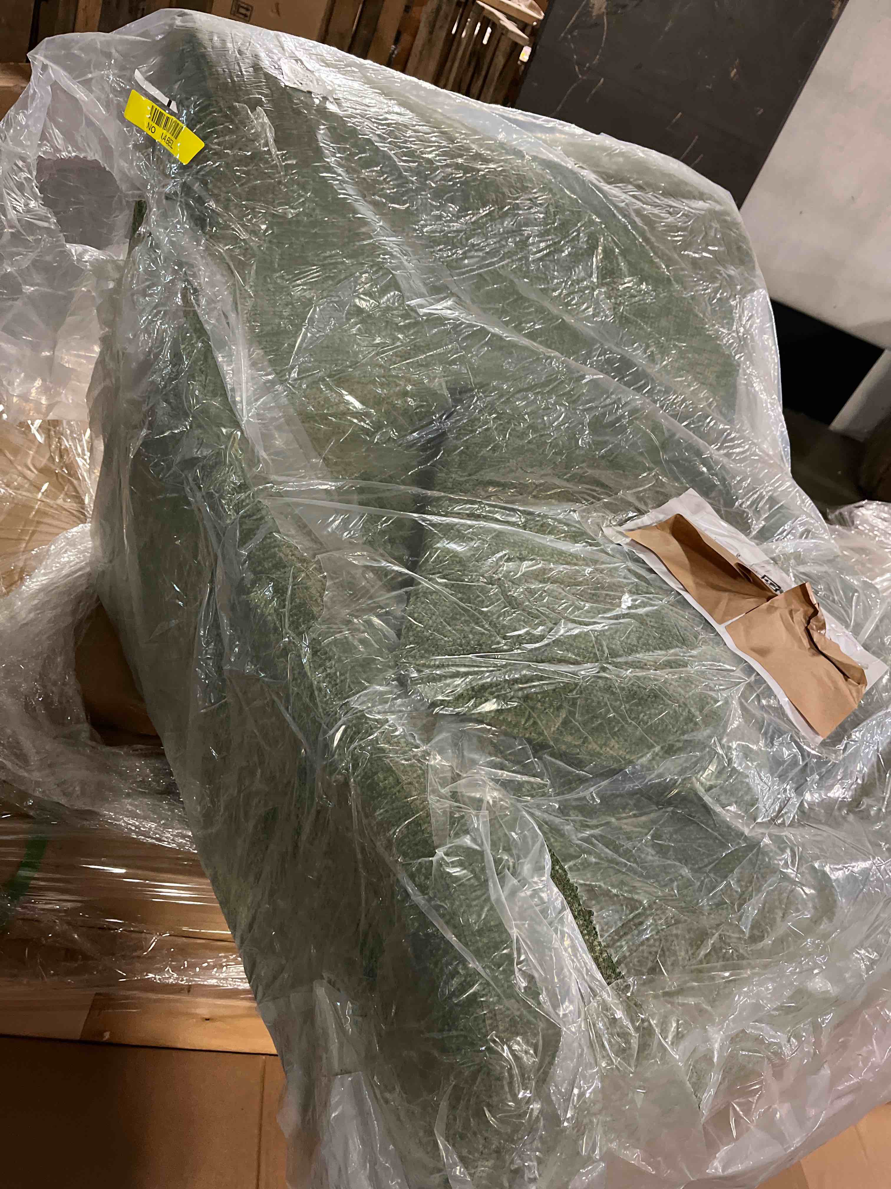 Condition photo showing New/Like New for JUSTONE Modular Sofa,-No Armrests Floor Sofa,Neck Pillow-Back Lounge Sofa Chair, Accent Bean Bag Chair Lazy Floor Seating,Small Sofa for Living Room,Apartment, Guest Room,Single Seat,Green