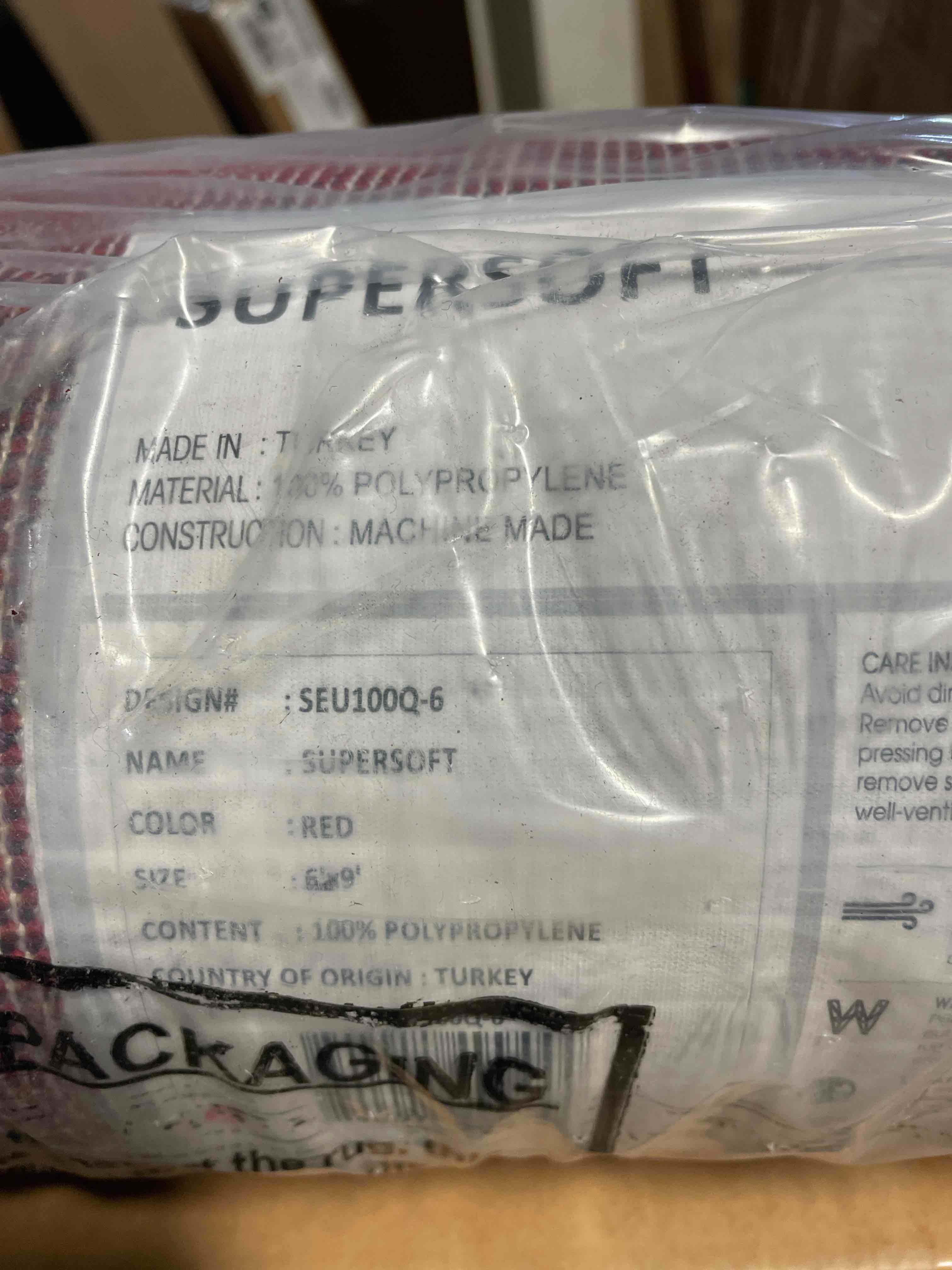 Condition photo showing New/Like New for JONATHAN Y SUPERSOFT 6 x 9 Area Rug  Haze - Dark Red  SEU100Q-6