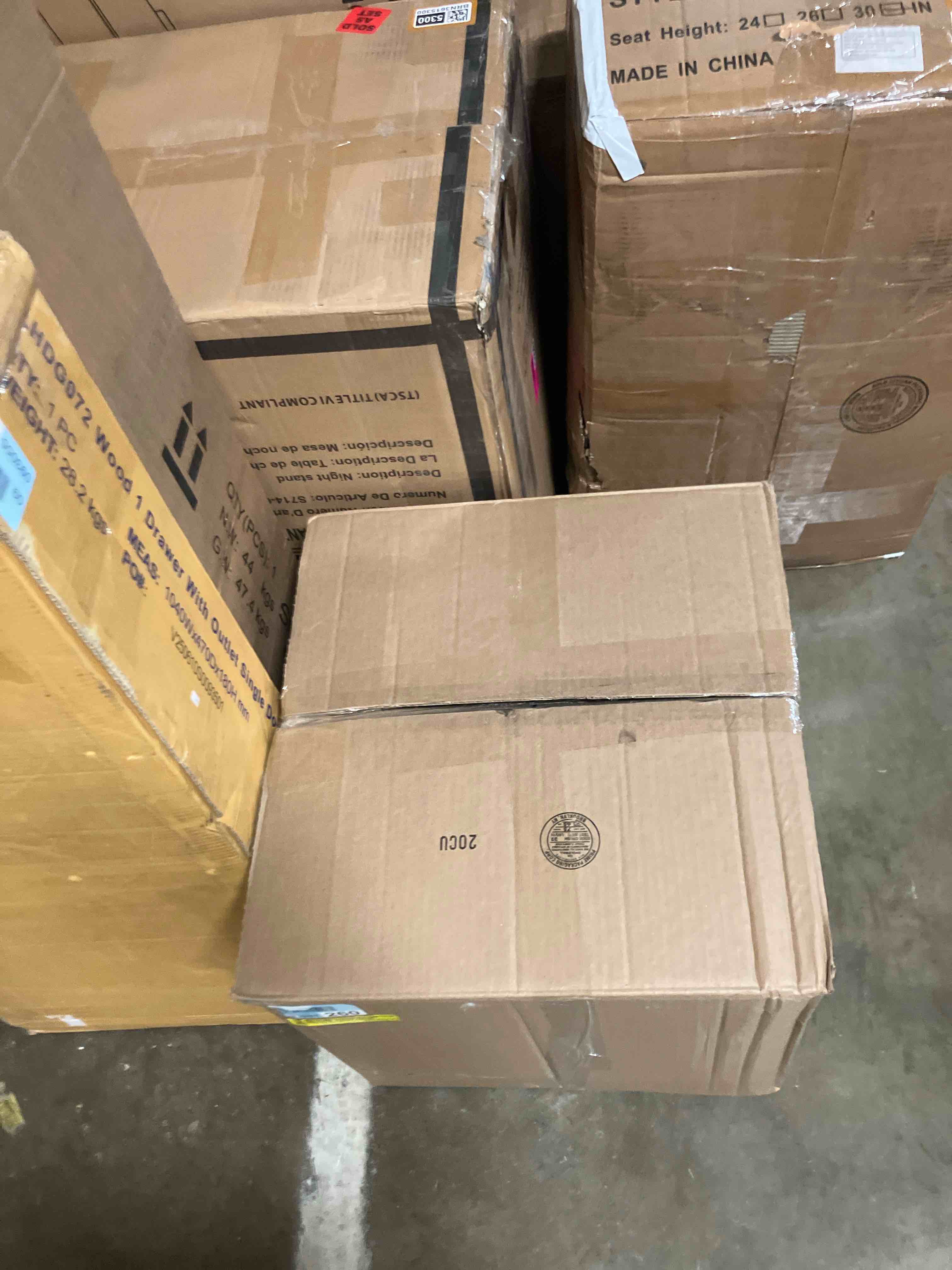 Condition photo showing New/Like New for Premium Patio Tufted Outdoor Solid Chair Cushions, 19" x 19"