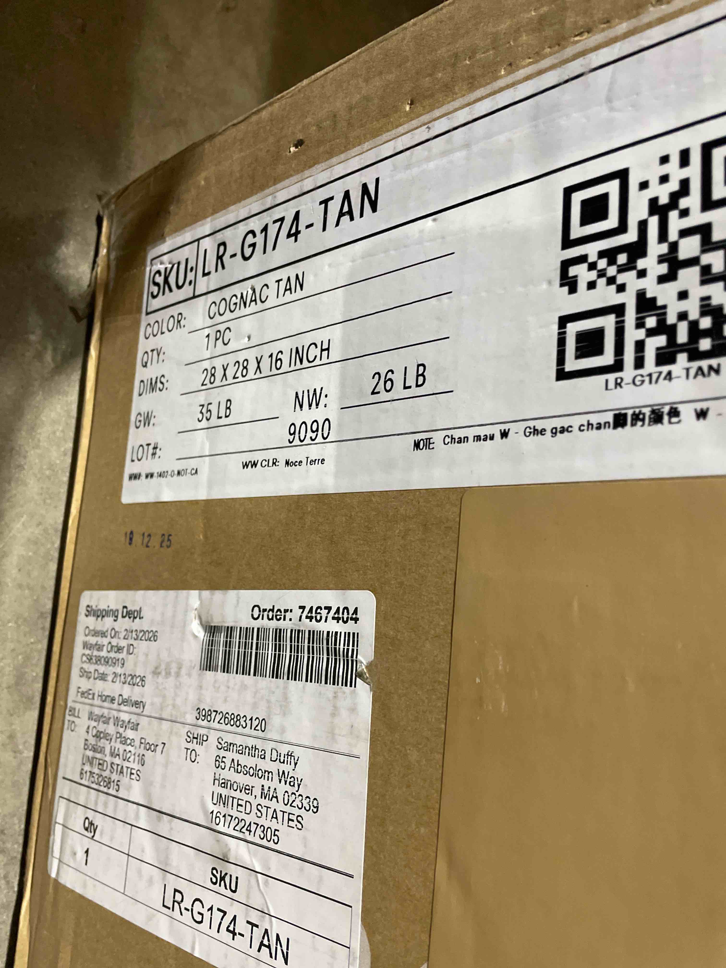 Condition photo showing New/Like New for POLY & BARK Sequoia Ottoman – 35” Square Pouf with Feather-Down Topper – Full-Grain Leather Upholstered Pouf Ottoman for Living Room – Vintage Italian Leather in Cognac Tan