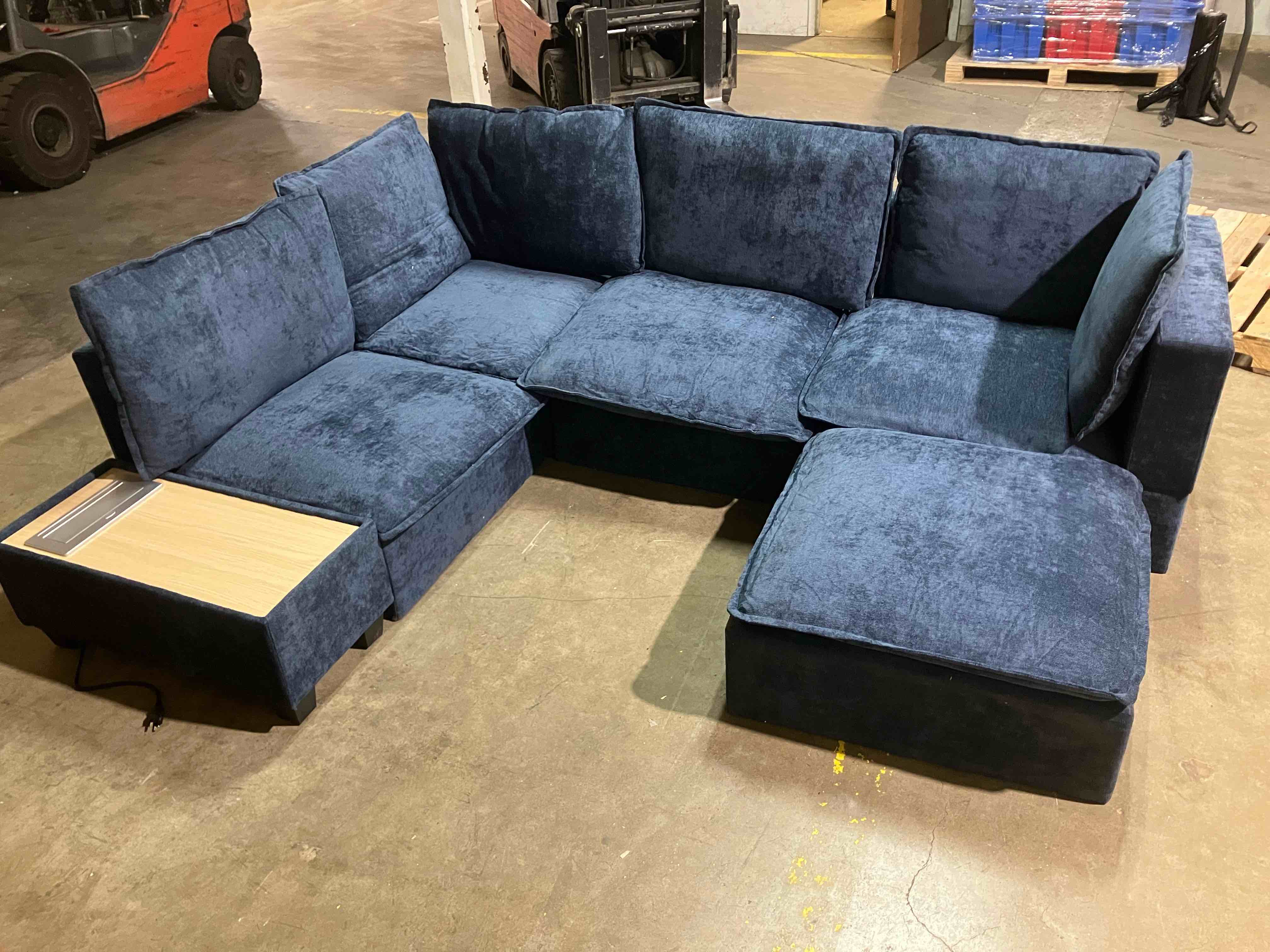 Condition photo showing New/Like New for U-shaped Sectional Sofa Couch With A Movable Ottoman And A Coffee Table With Hidden Charging Devices