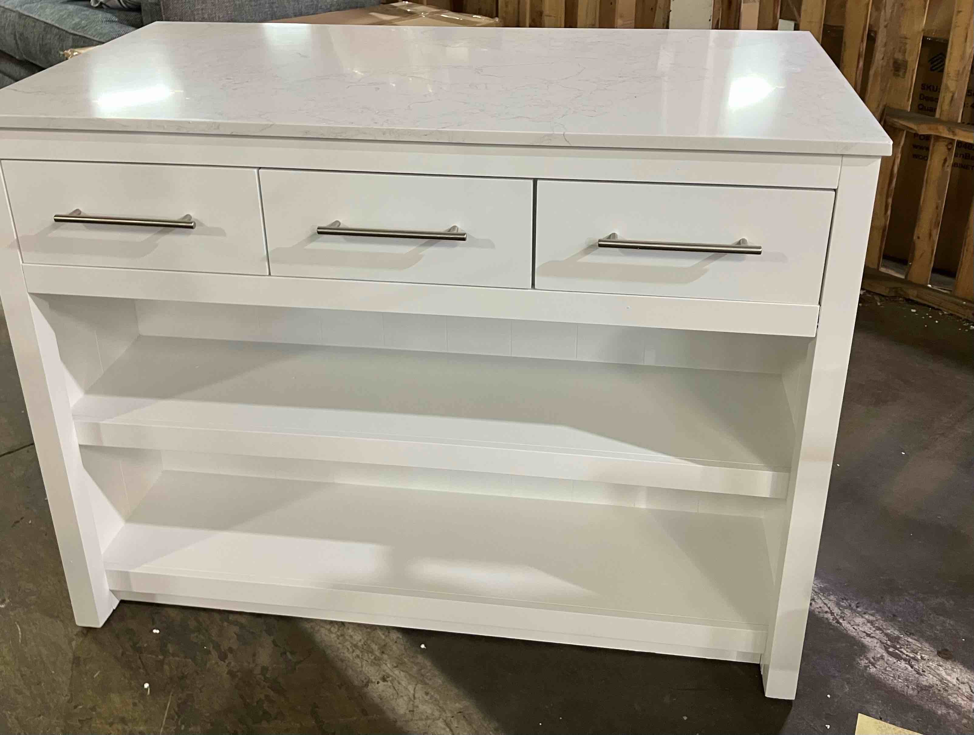 Condition photo showing Good Condition for elegant lighting kd0148nt porter 48 inch kitchen island, natural oak - (good condition because of a broken right corner and a chipped left corner, both pictured)