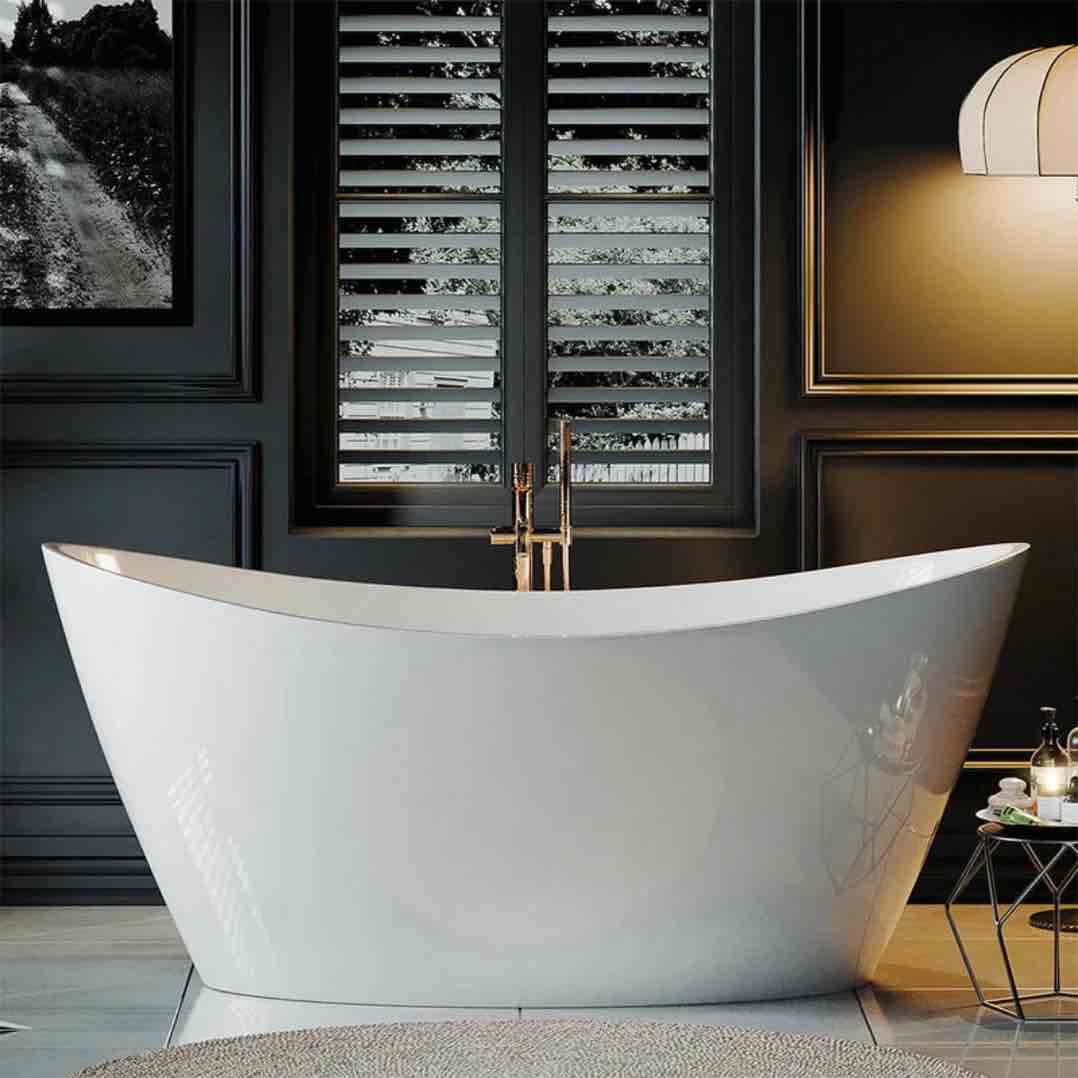 Empava 67" White Acrylic Freestanding Curved Soaking Tub with Center Drain and Chrome Hardware. Crack on left side edge of tub, can be resealed, otherwise beautiful condition. 66.92" L X 31.49" W X 26.77" H