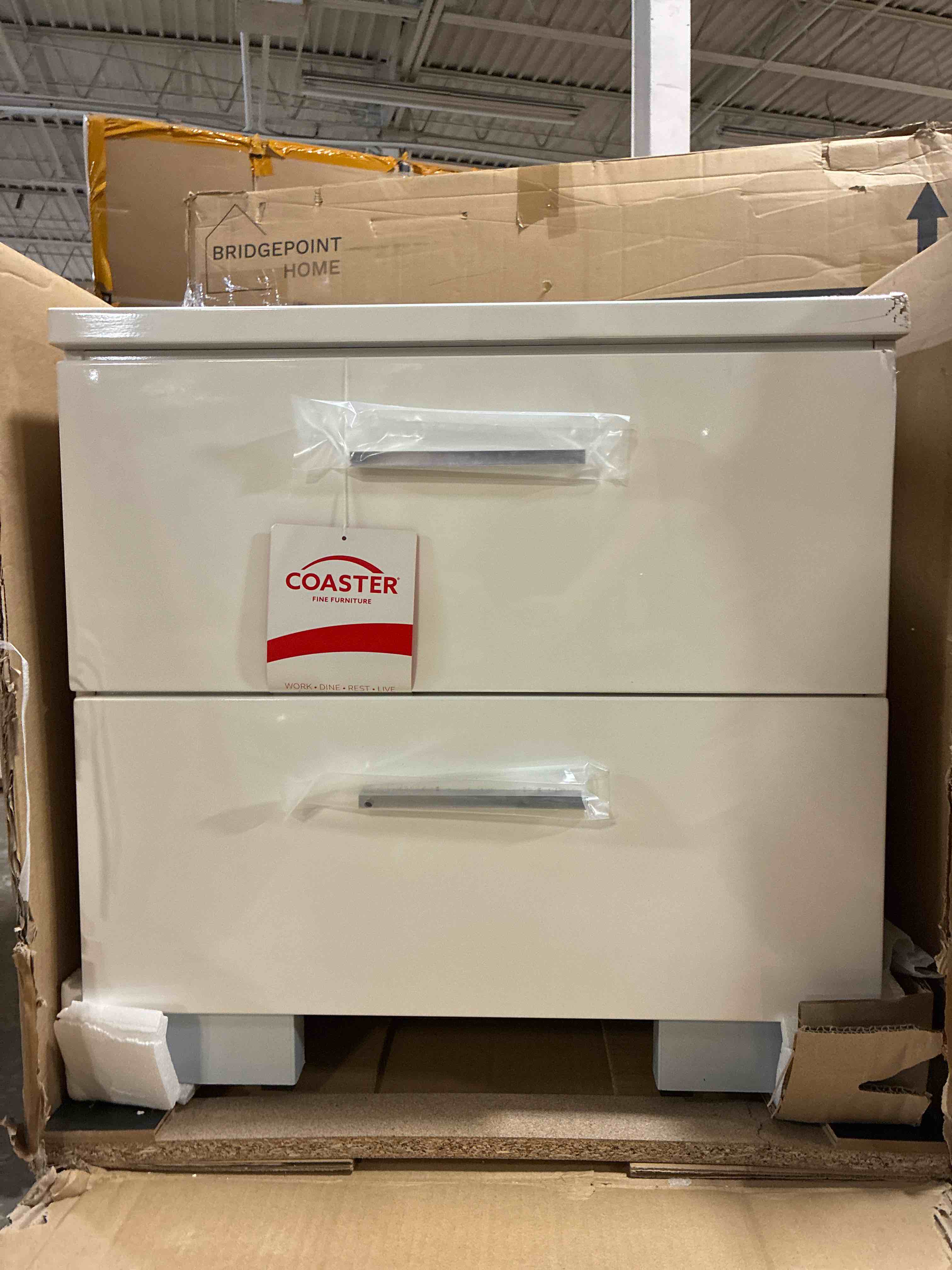 https://s3.amazonaws.com/lotting-images-prod/phillipi/BRN3596701_1780415986221.jpeg