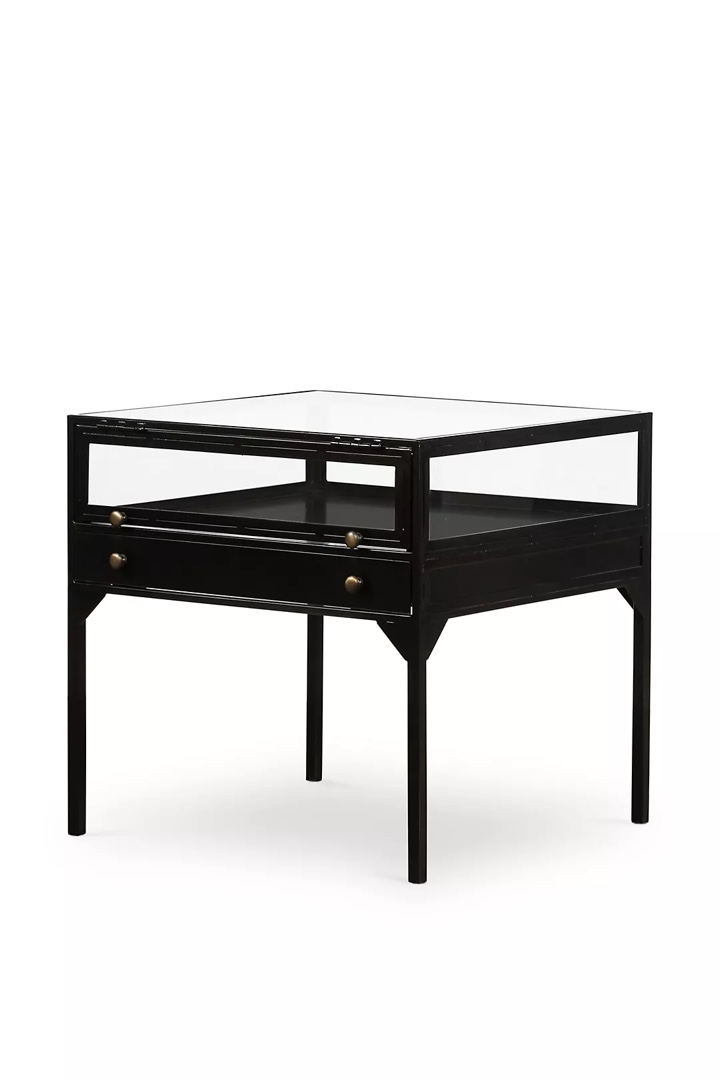 Condition photo showing New/Like New for shadow box tempered glass end table 24 x 24 x 24 inches