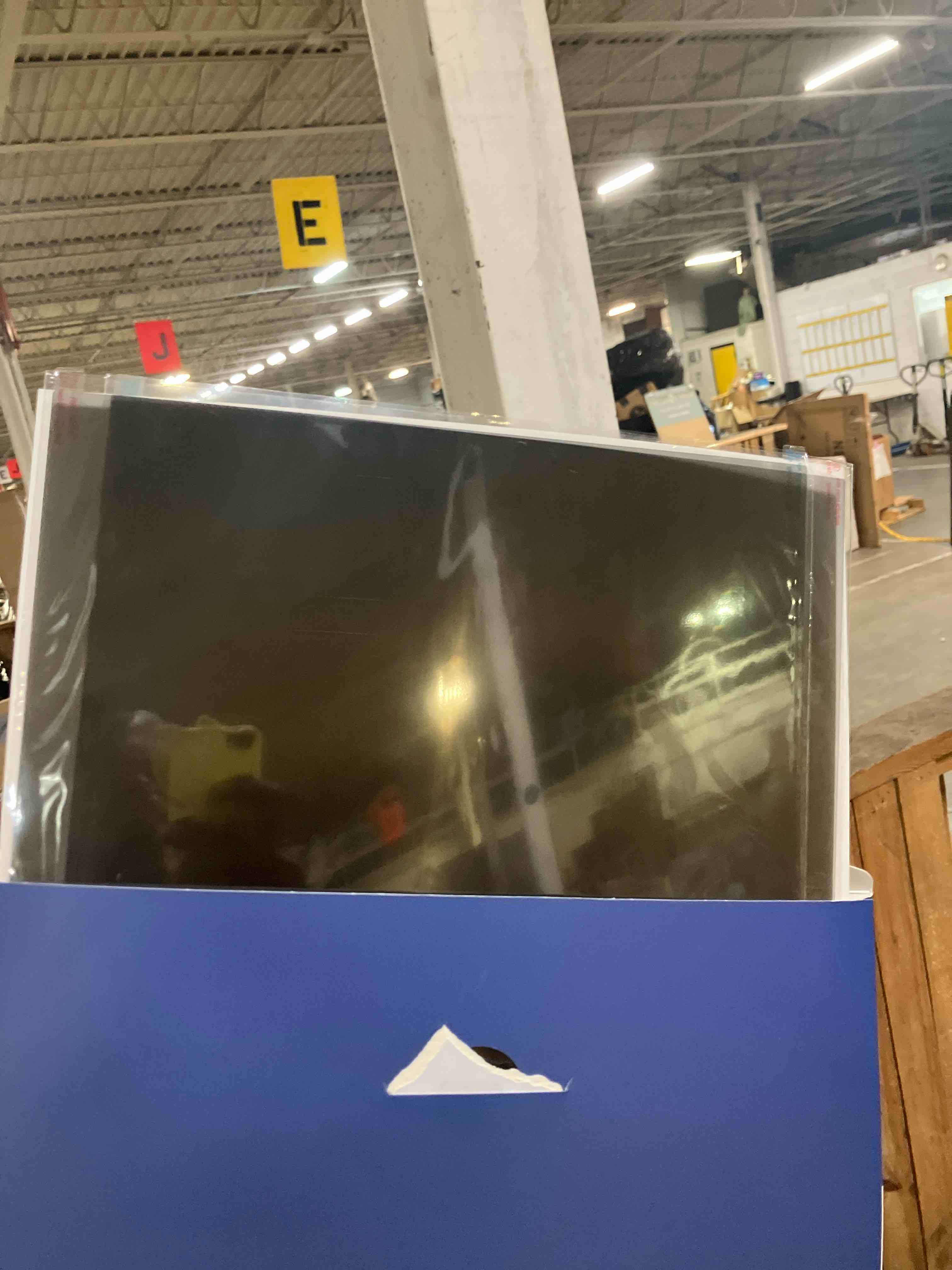 https://s3.amazonaws.com/lotting-images-prod/phillipi/BRN3598126_1760716873091.jpeg