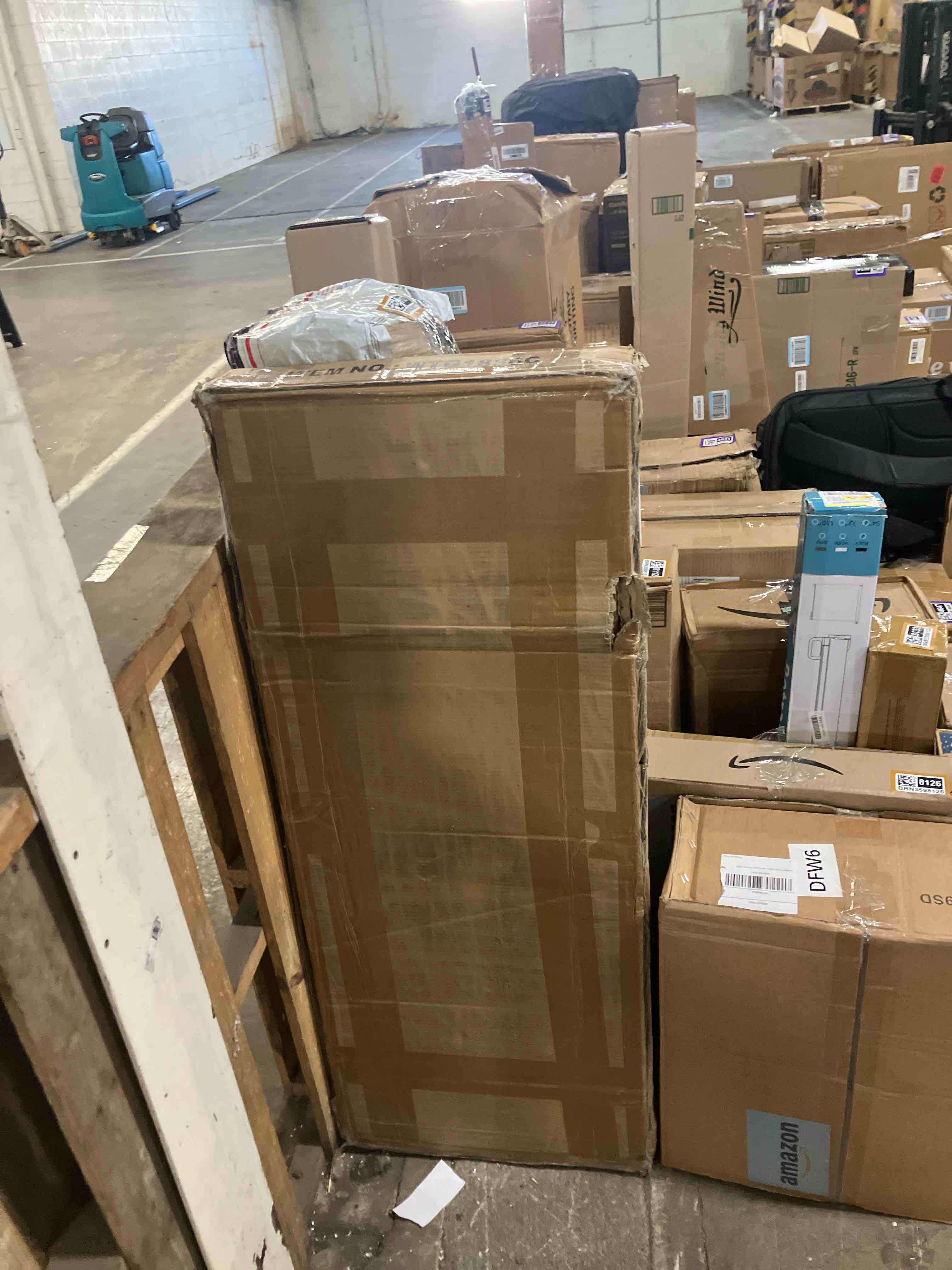 https://s3.amazonaws.com/lotting-images-prod/phillipi/BRN3598134_1760718175205.jpeg
