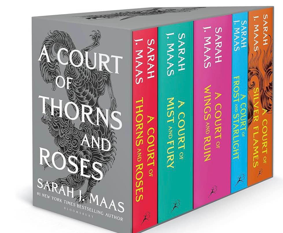 A Court of Thorns and Roses Paperback Box Set (5 books)