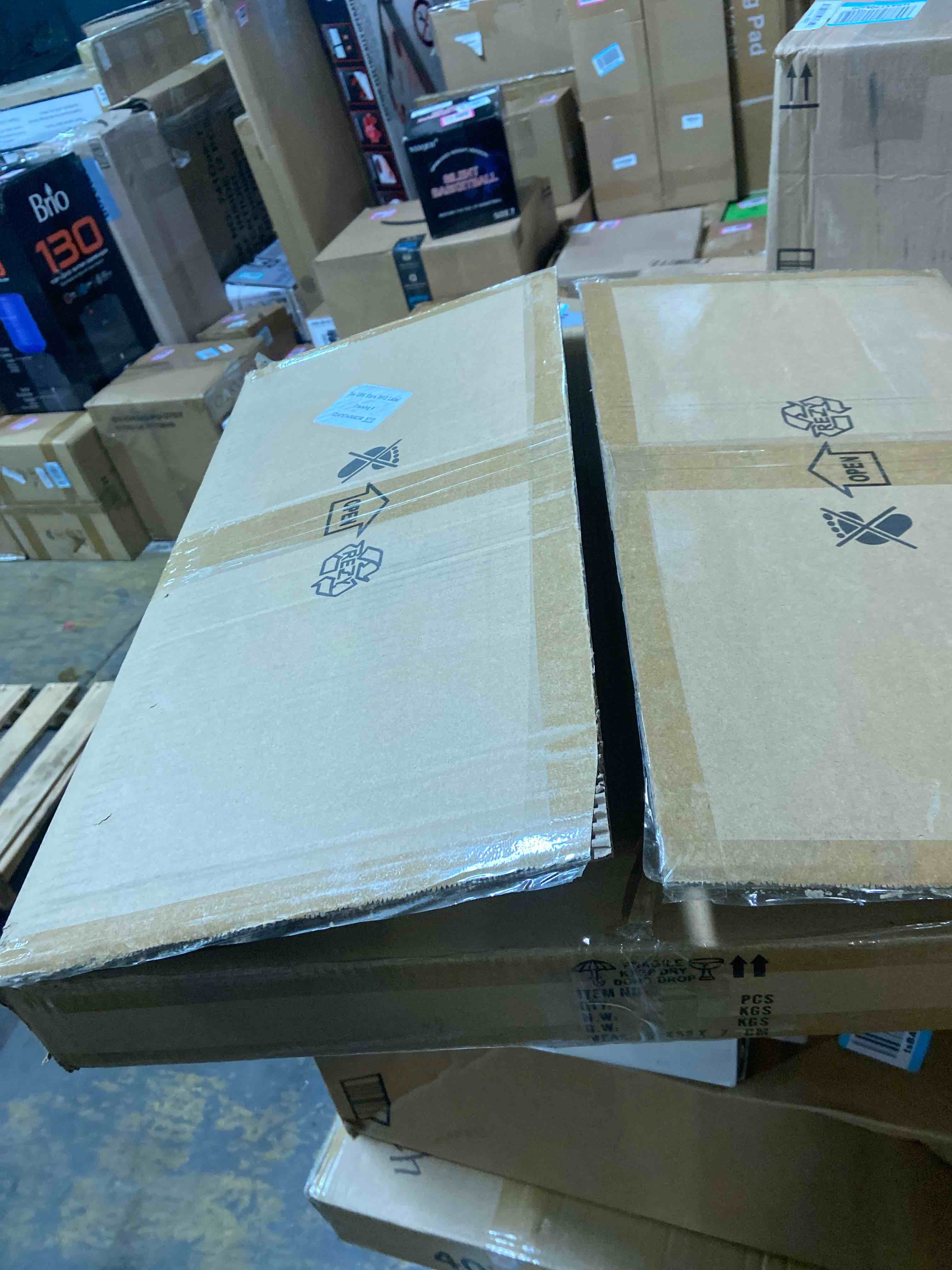 Condition photo showing New/Like New for MOONSEA 20 Inch LED Dimmable Ceiling Light Fixture 40W - Round Flush Mount Adjustable 3000K/4500K/6000K Large Kitchen Light Fixture, 4000lm Hallway Light Fixtures for Bedroom, Black 20 Inch Black