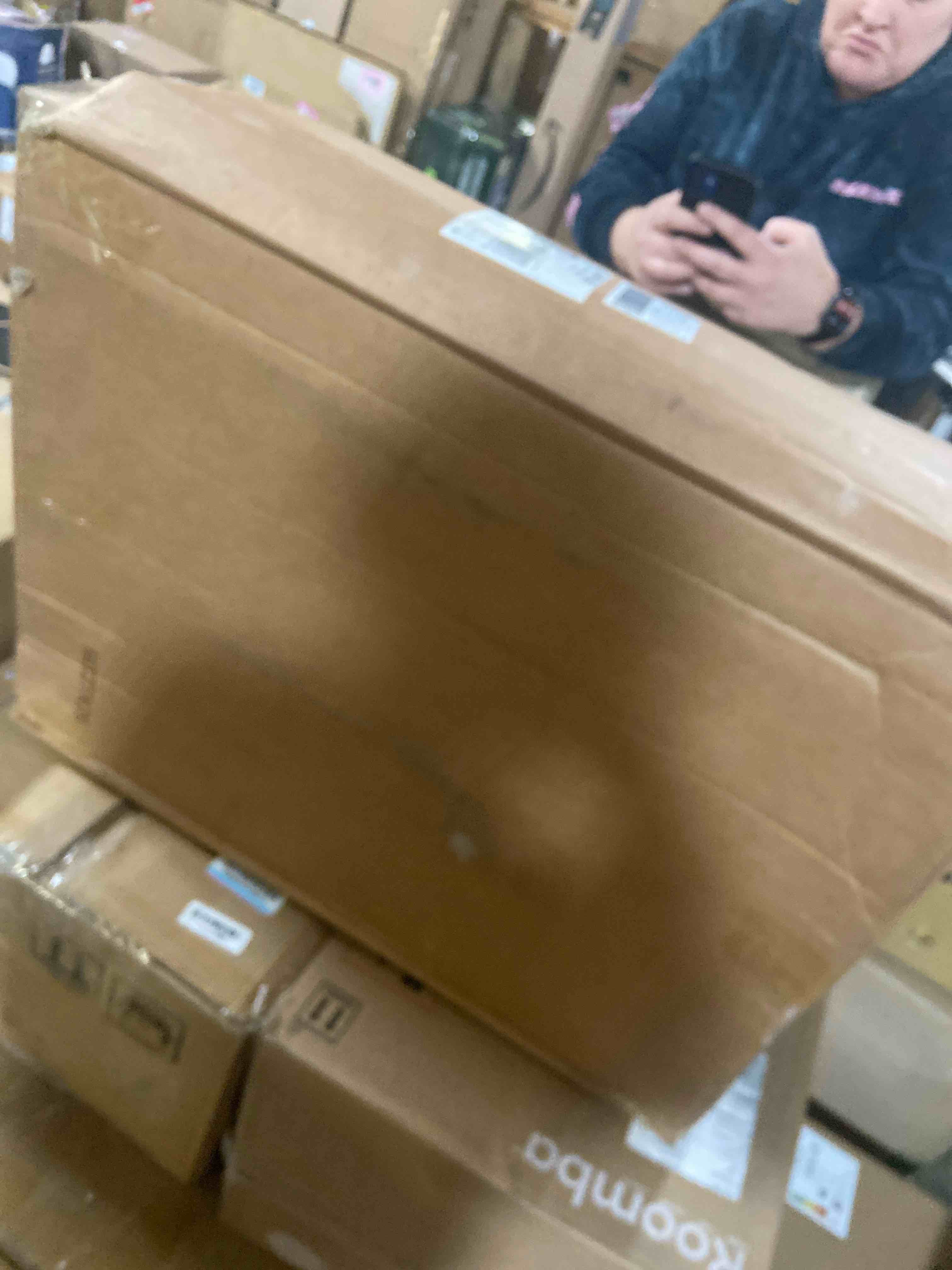 Condition photo showing Good Condition for OEDRO Floor Mats Set Fits for Chevy Tahoe/GMC Yukon(Not Fit Yukon XL)/Cadillac Escalade 2021-2026 w/ 7-Seat, All Weather Trunk Mat with Backrest Mats fits Chevy Tahoe Yukon Car Liner Accessories 2021-2026 Tahoe/Yukon Full Mats Set