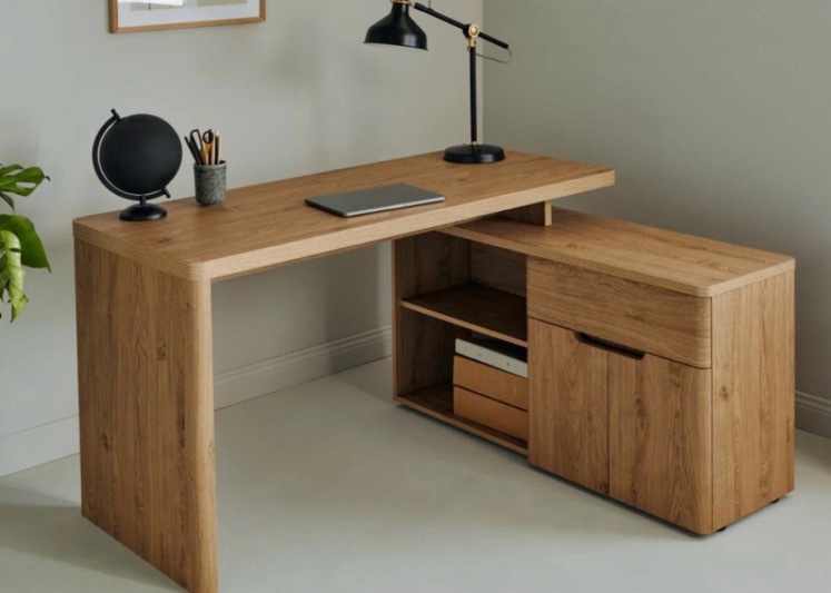 L shaped desk 