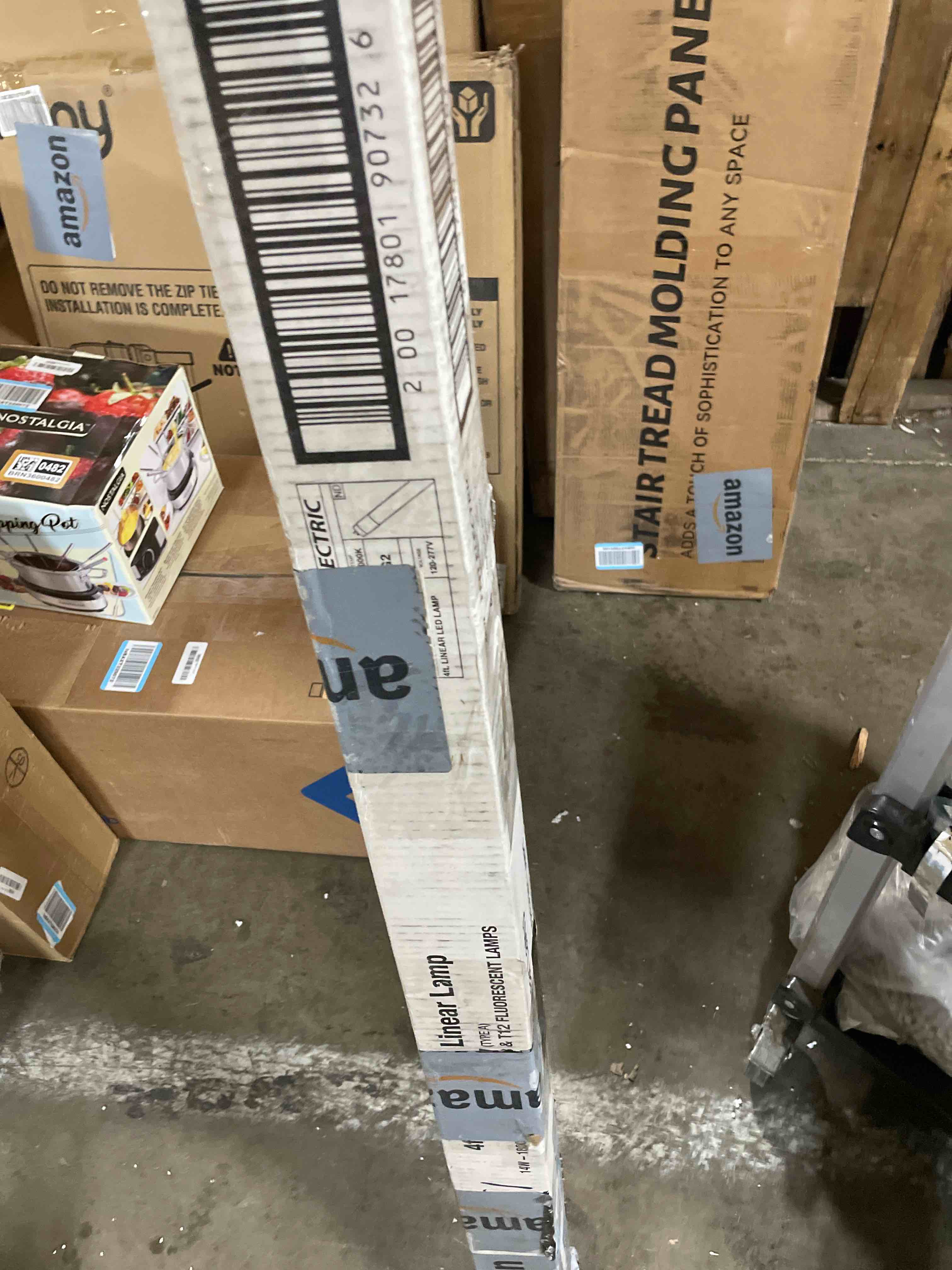 Condition photo showing Good Condition for LUXRITE F32T8/841 T8 Fluorescent Tube Light Bulb (1" Diameter), 32W, 48 Inch, 4100K Cool White, 2800 Lumens, G13 Bi-Pin Base, (T8 Only, Not Compatible with T12 or LED Fixtures) - LR20732, 4-Pack 4 Count (Pack of 1)