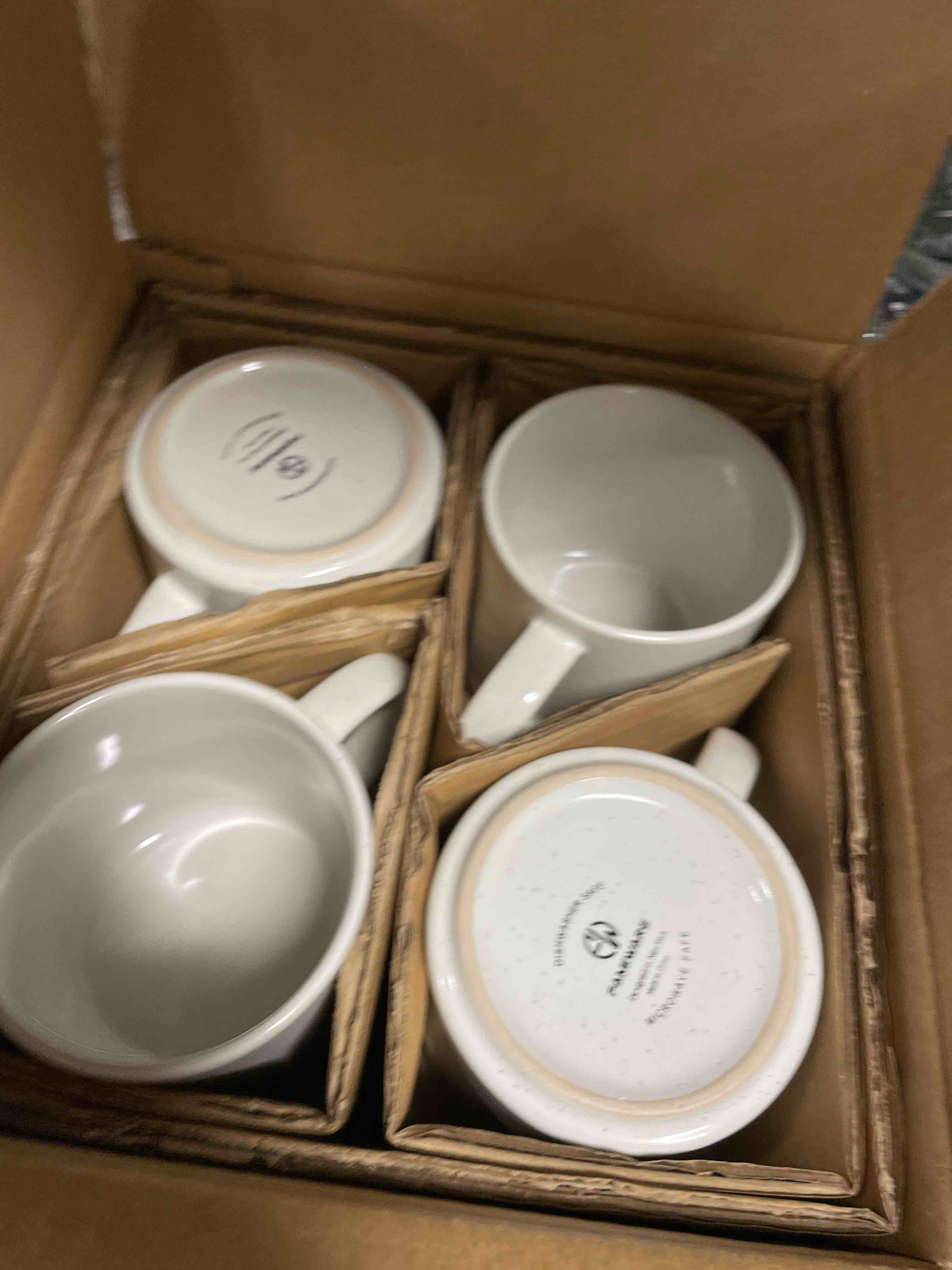 Condition photo showing New/Like New for famiware 4 Pieces Coffee Mug, 12 oz Catering Mugs with Handle for Coffee, Tea, Cocoa, Milk, White