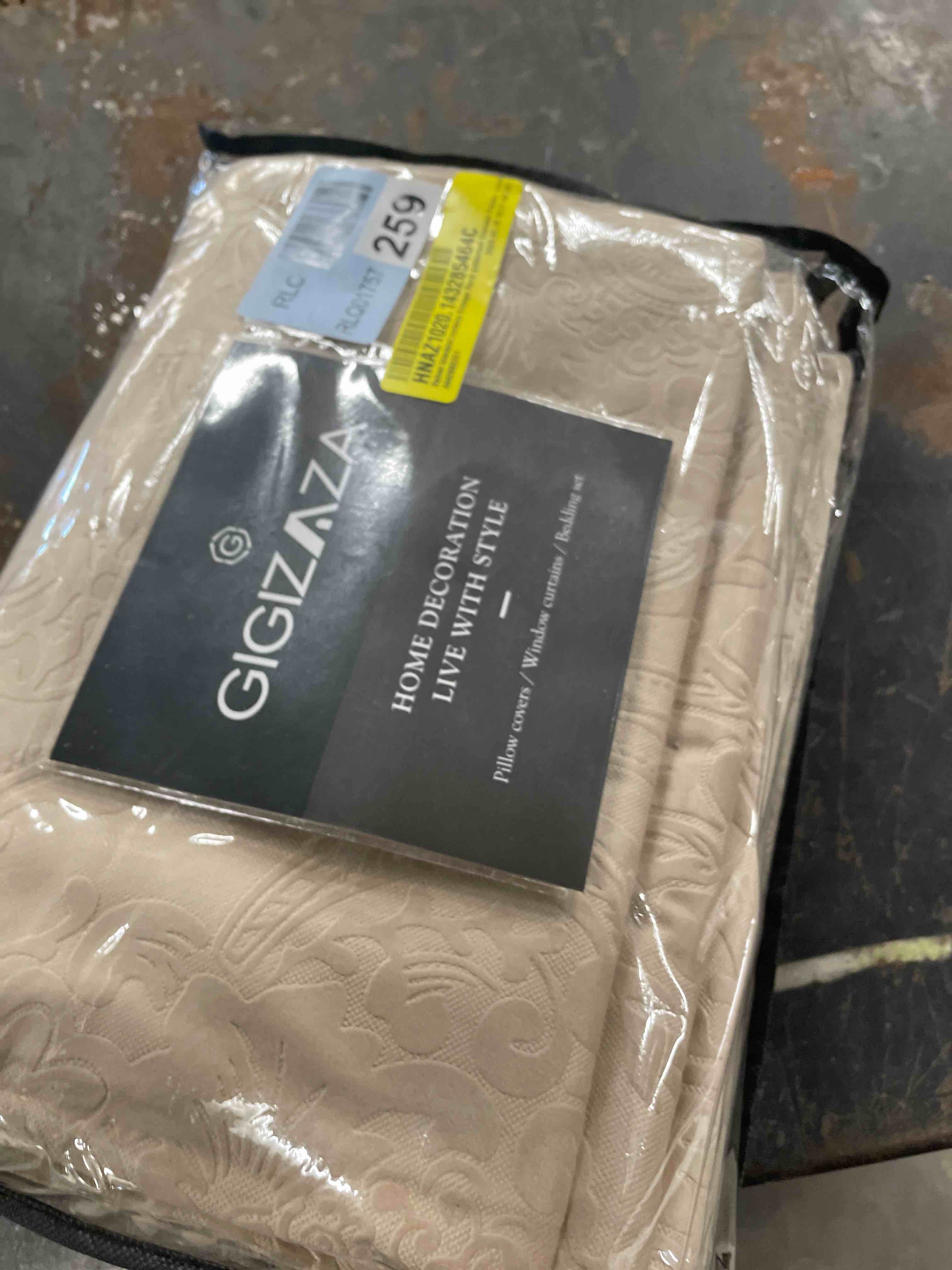 Condition photo showing New/Like New for Velvet blackout curtains Vintage floral patterned Damask Paisley, crush