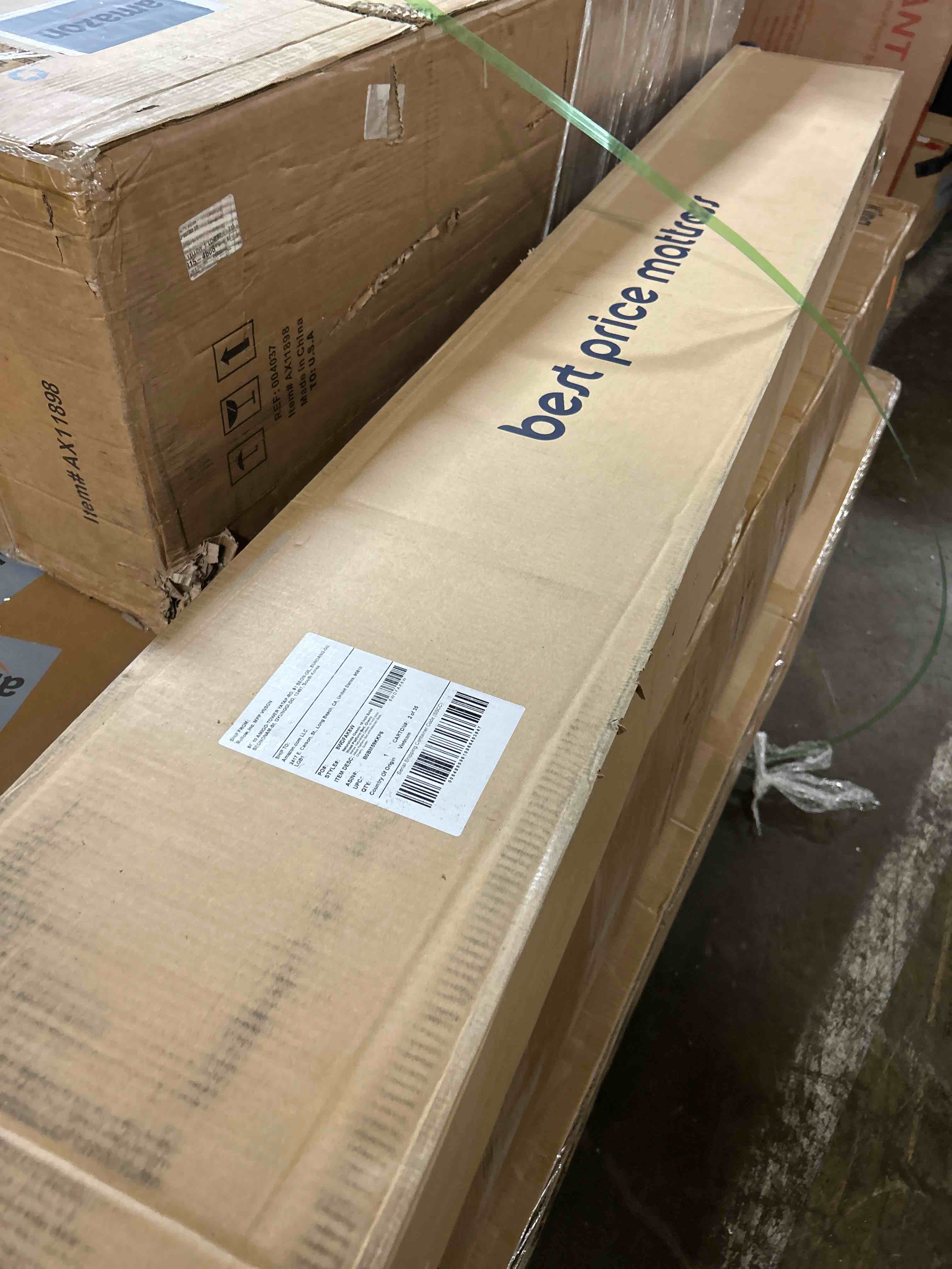 Condition photo showing New/Like New for LIFEMENT Signature Wood Platform Bed Frame with Headboard, Essential, Noise Free, Under Bed Storage, No Box Spring Needed, Easy Assembly (Cherry, Queen)