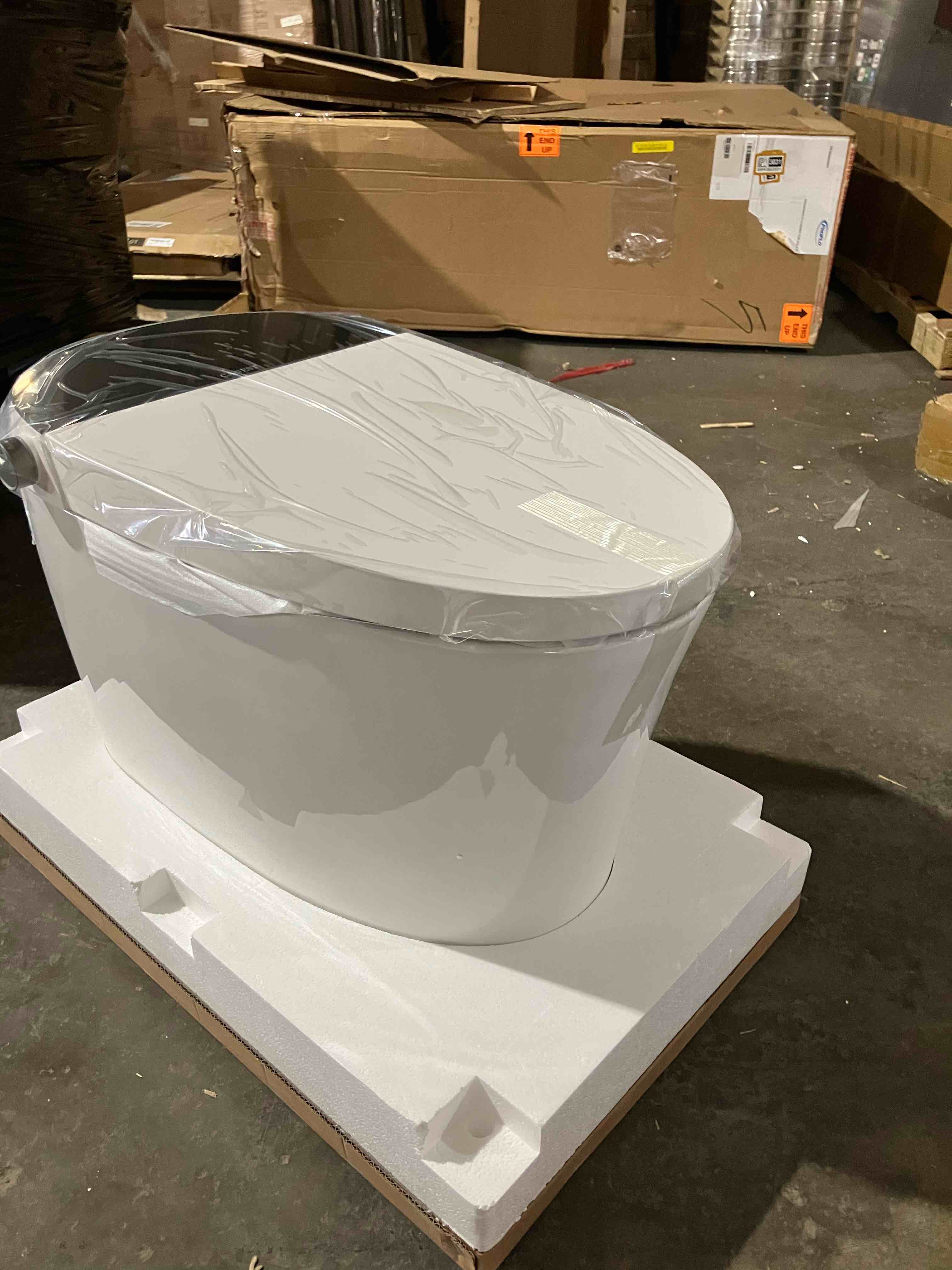 Condition photo showing New/Like New for canest smart toilet with bidet built in, auto open close lid, ada height, smart temperature control, dual flush with tank, heated seat, warm dryer, remote control (tc-200ge new) tc-200ge new white auto open close