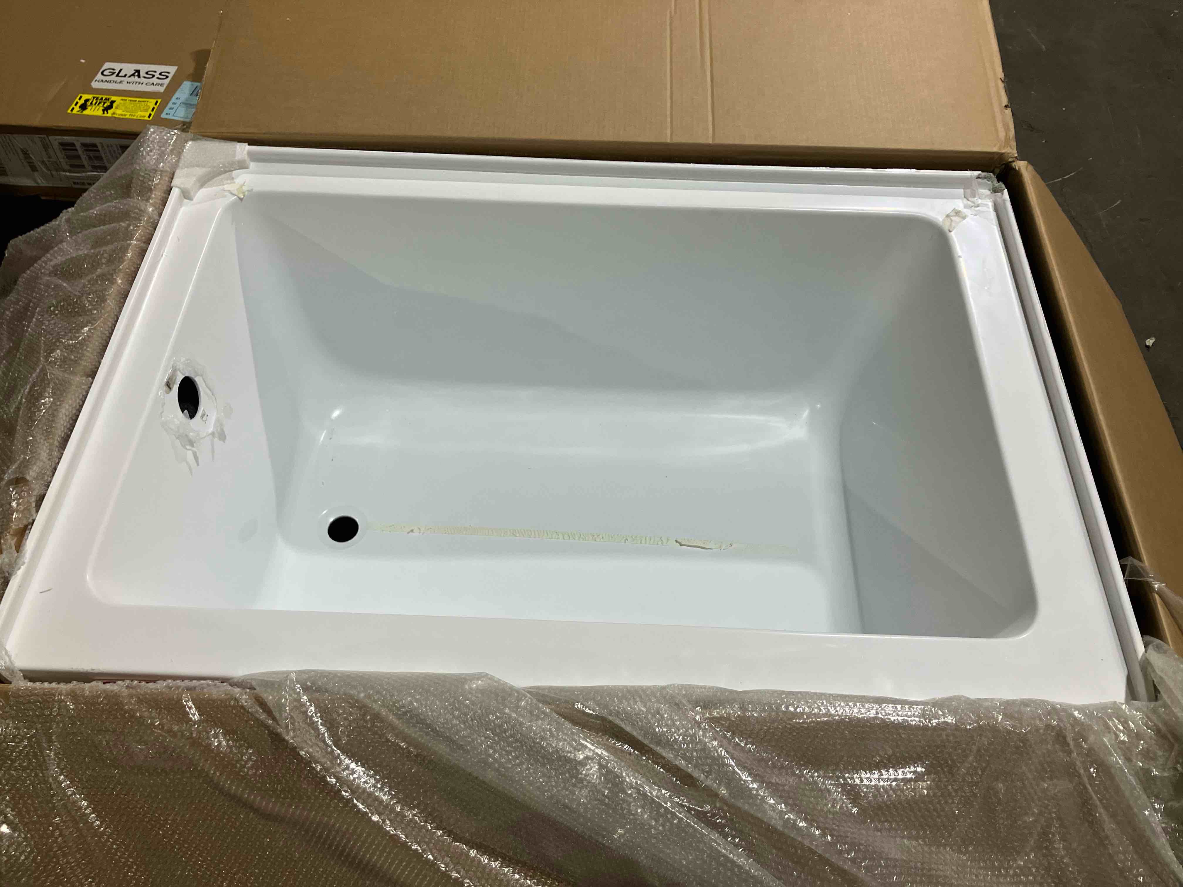 https://s3.amazonaws.com/lotting-images-prod/phillipi/BRN3603107_1778177247408.jpeg