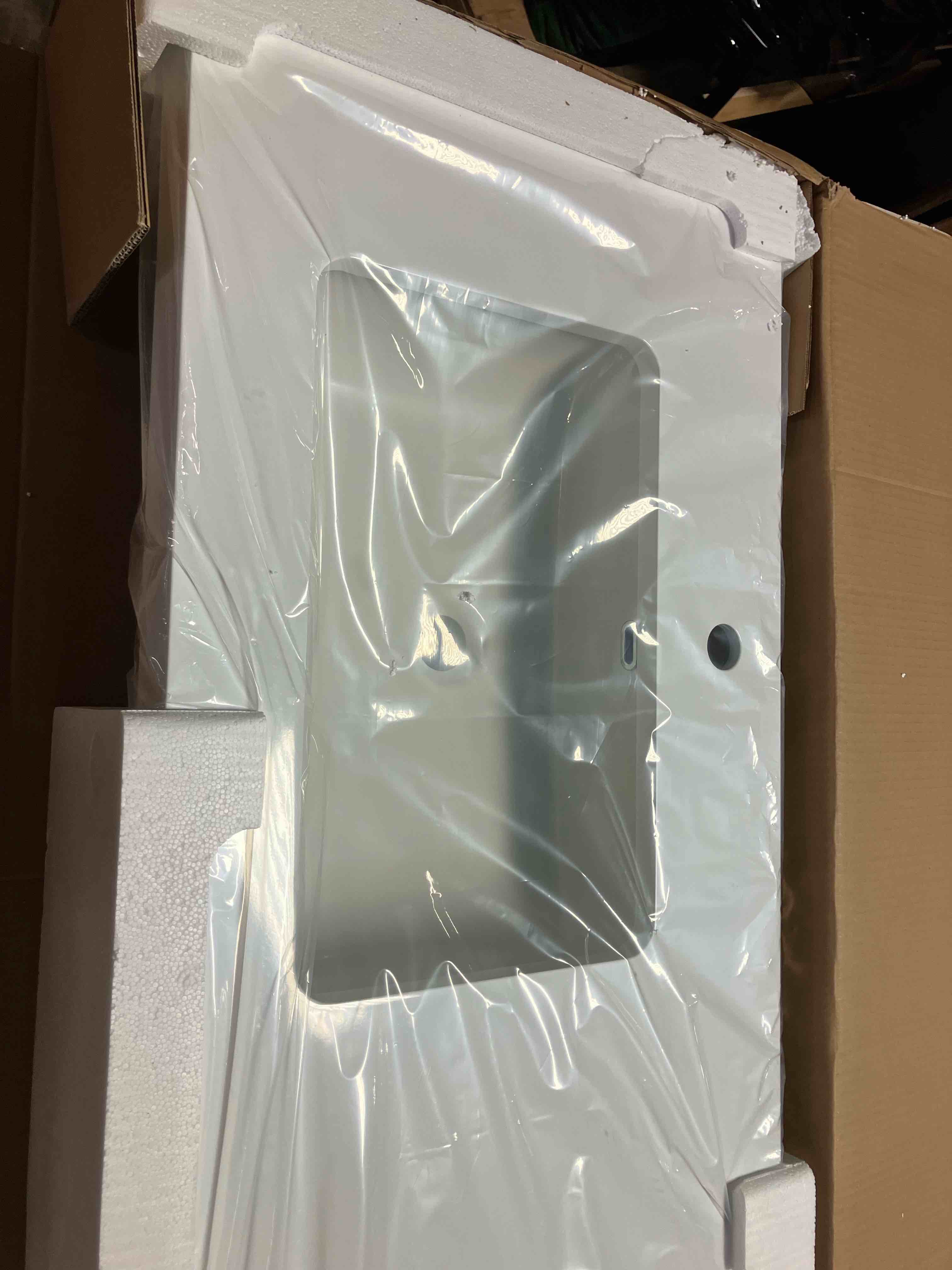 https://s3.amazonaws.com/lotting-images-prod/phillipi/BRN3603185_1779137762084.jpeg