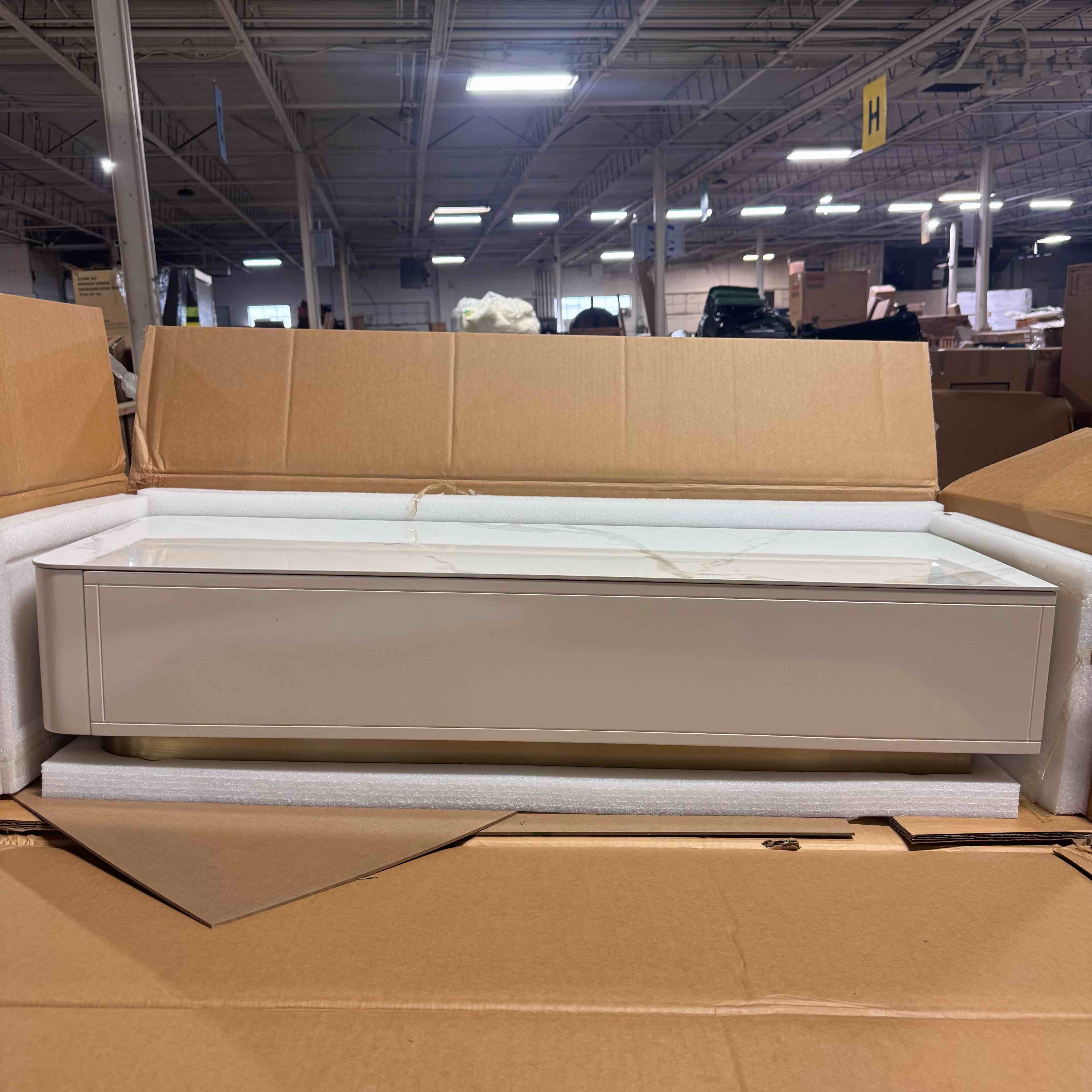 https://s3.amazonaws.com/lotting-images-prod/phillipi/BRN3603206_1779291692013.jpeg