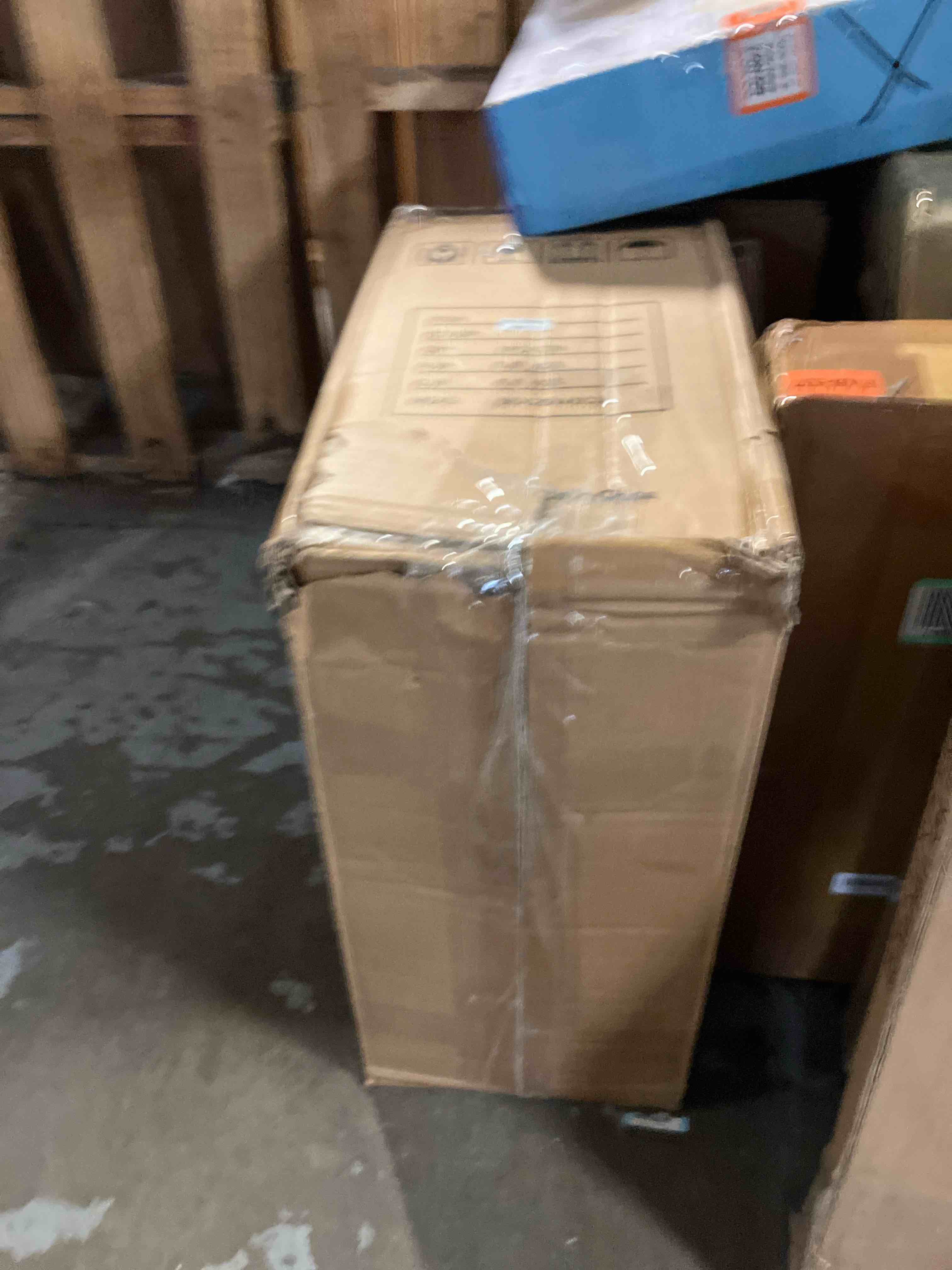 https://s3.amazonaws.com/lotting-images-prod/phillipi/BRN3604054_1759523906834.jpeg