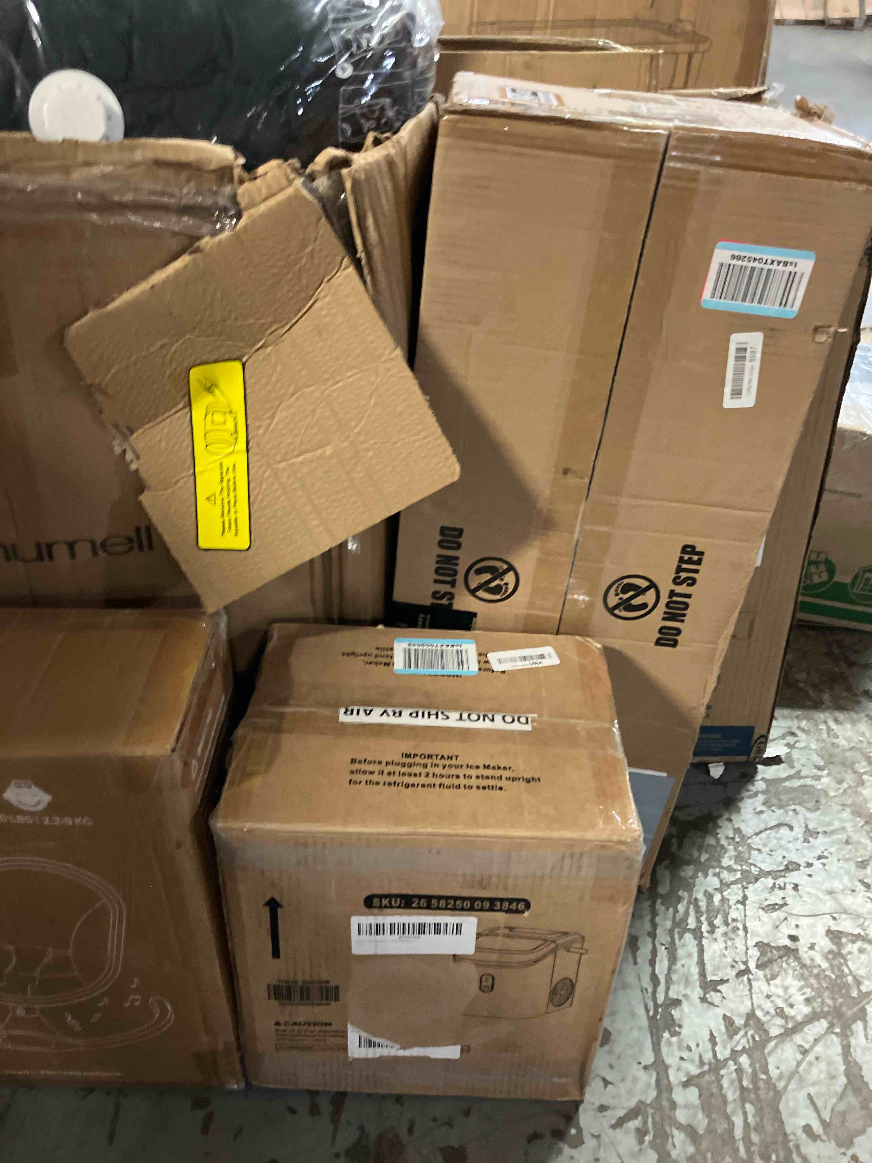 https://s3.amazonaws.com/lotting-images-prod/phillipi/BRN3604063_1759522290189.jpeg