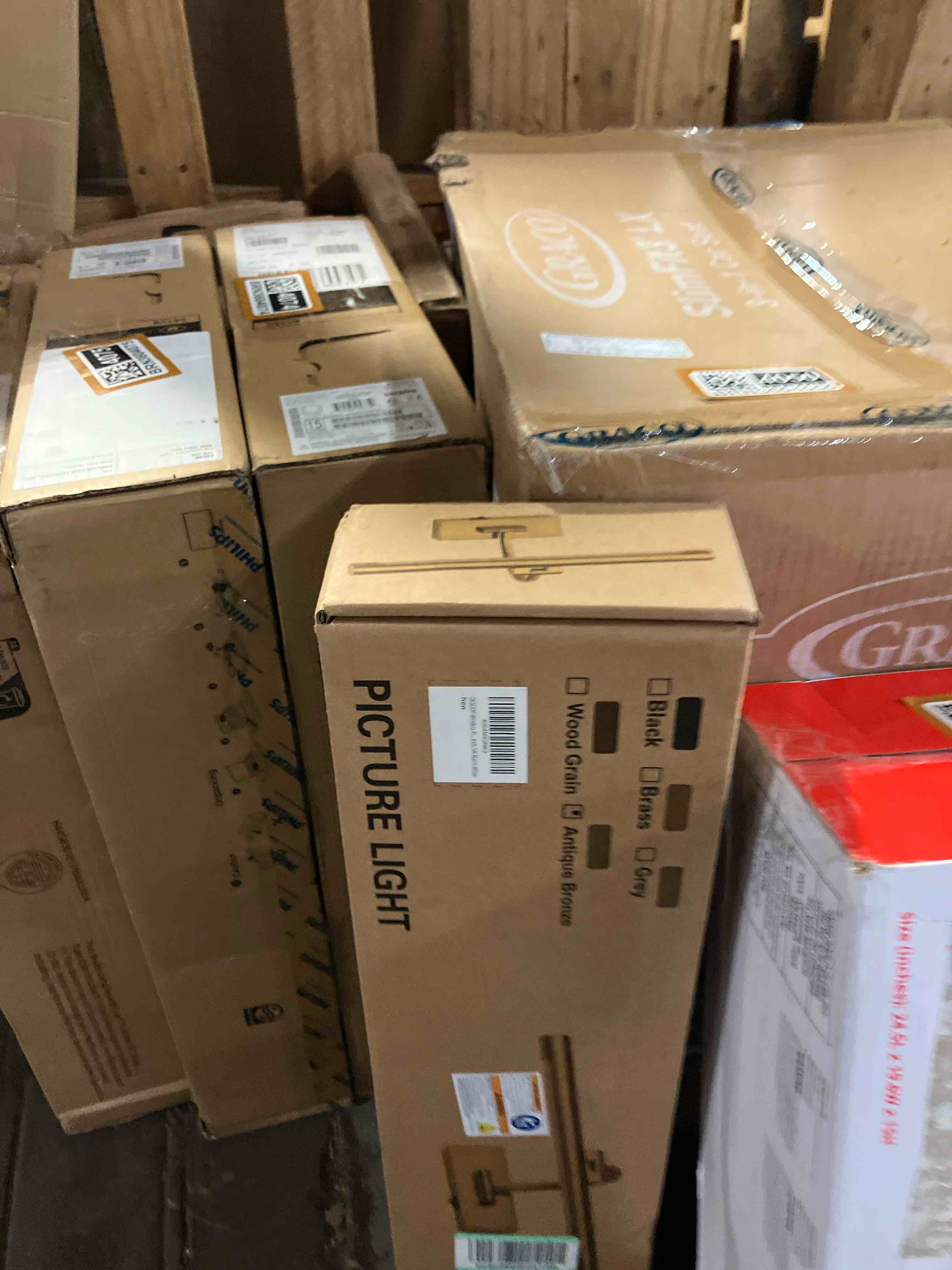https://s3.amazonaws.com/lotting-images-prod/phillipi/BRN3604078_1759526419109.jpeg