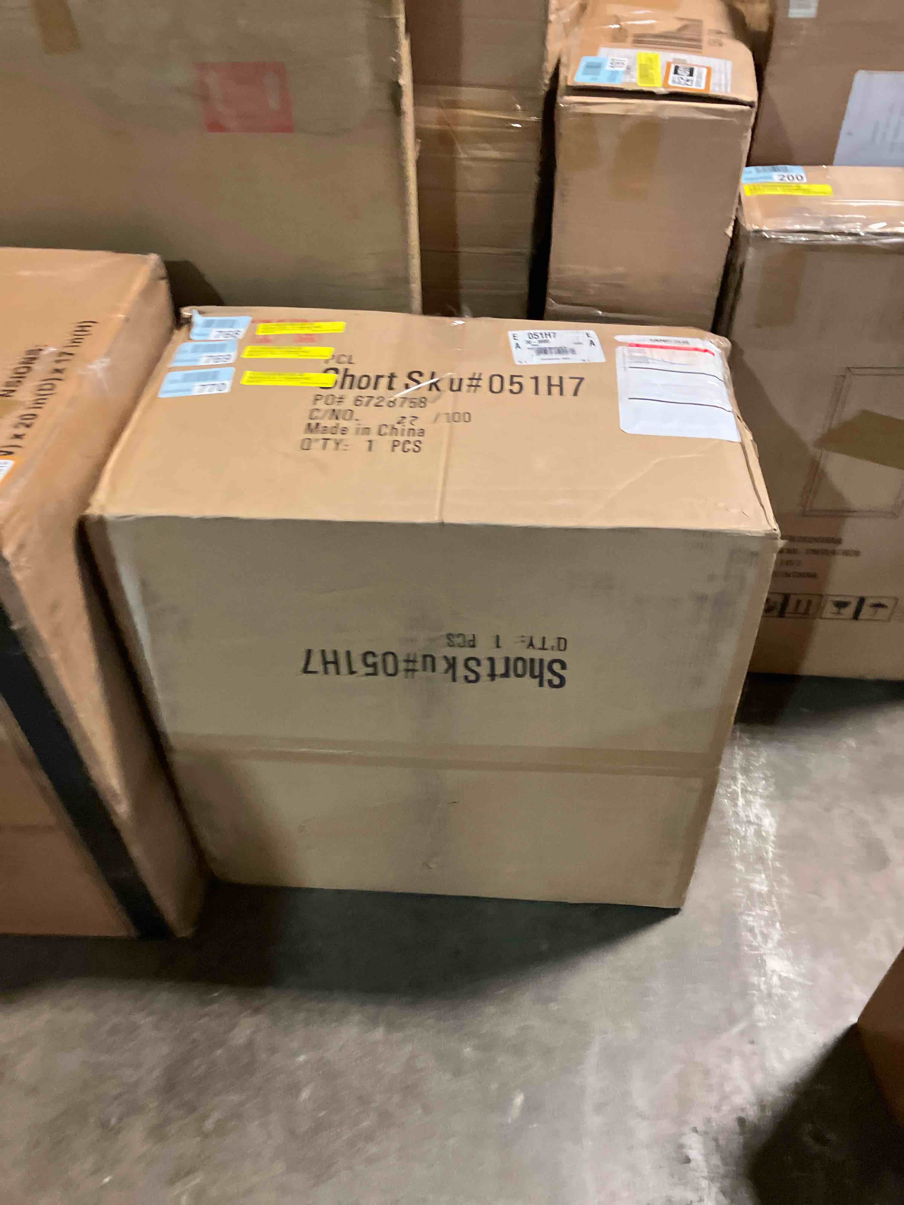 https://s3.amazonaws.com/lotting-images-prod/phillipi/BRN3604517_1759948866045.jpeg