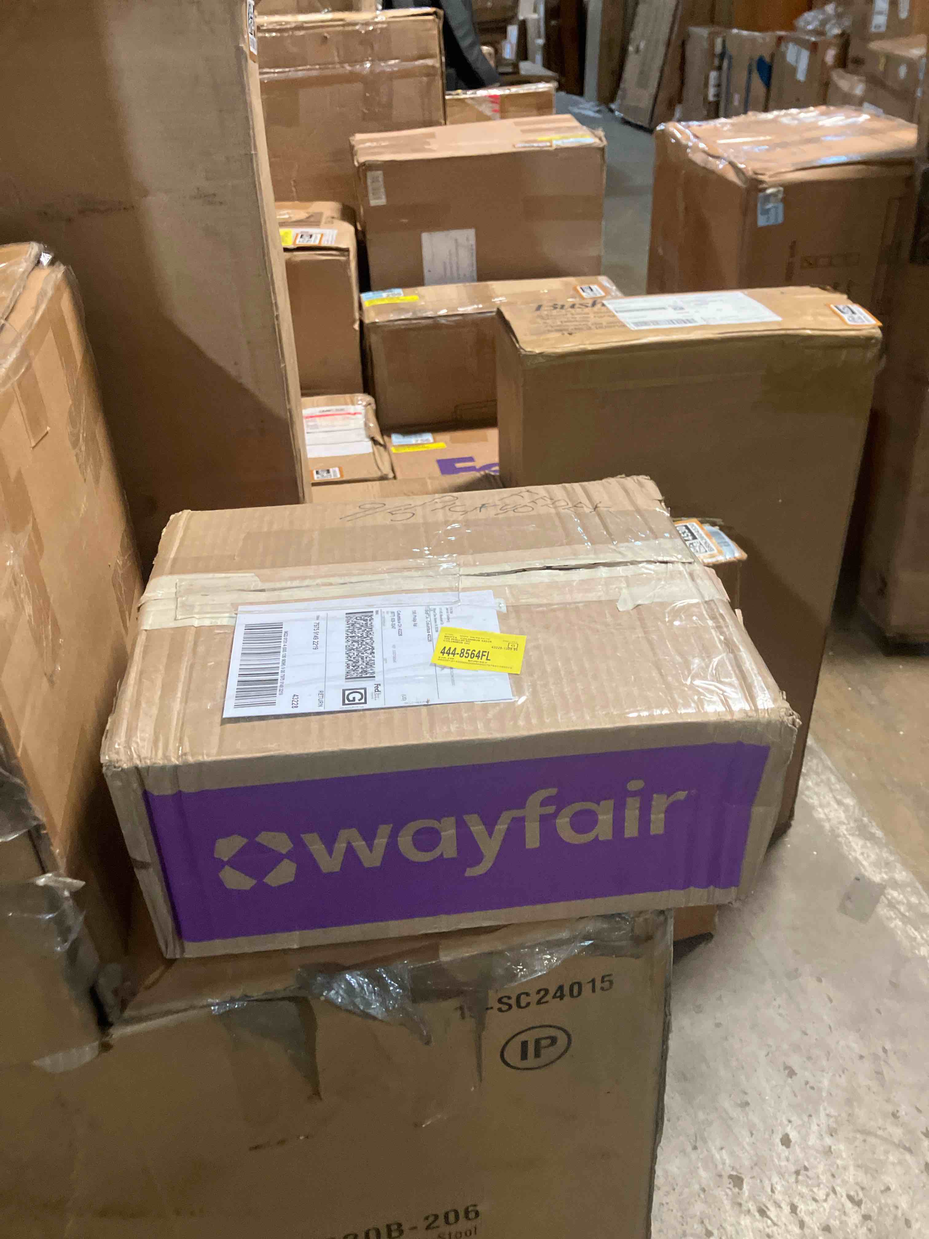 https://s3.amazonaws.com/lotting-images-prod/phillipi/BRN3604531_1759953176606.jpeg