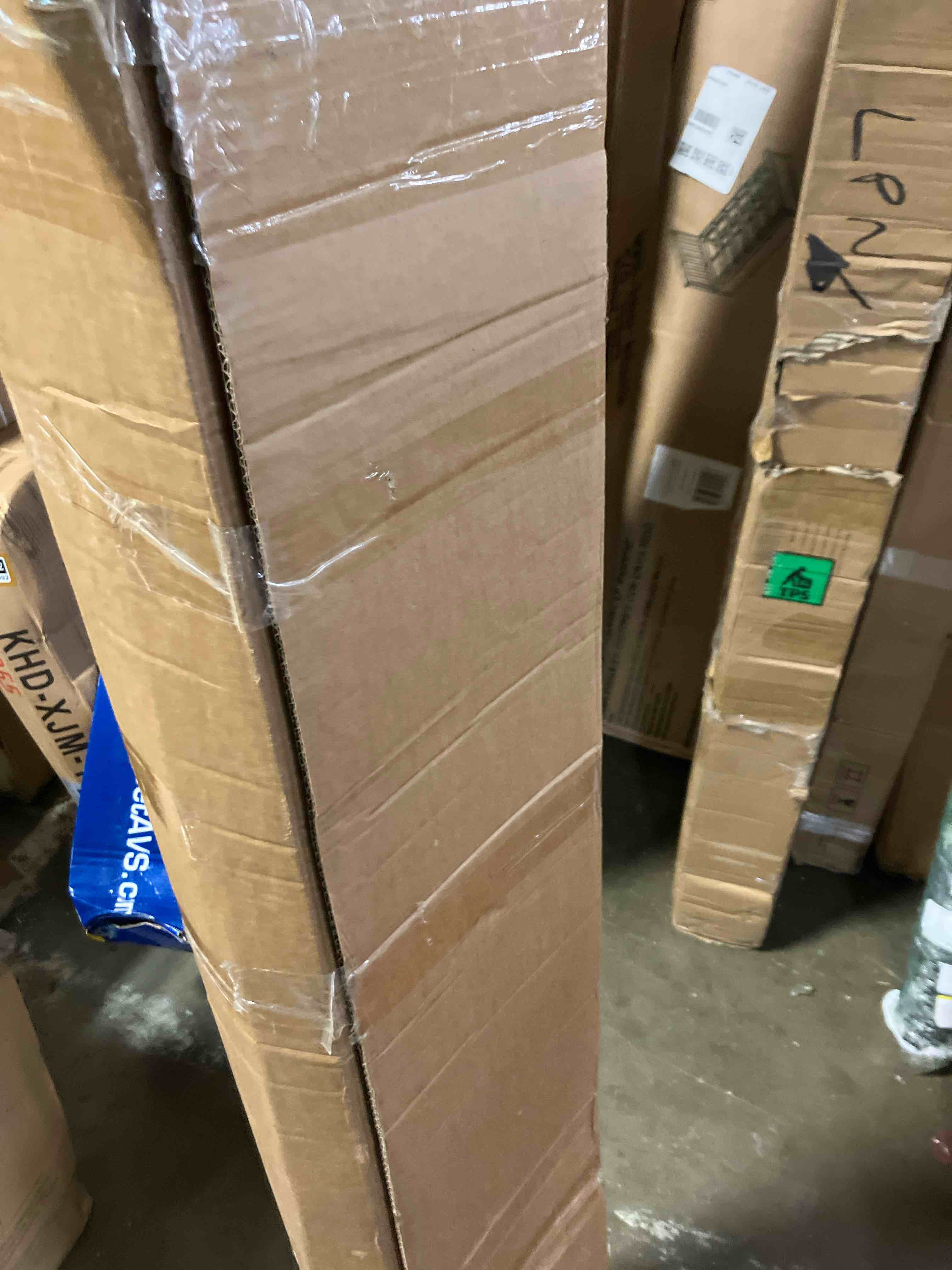 https://s3.amazonaws.com/lotting-images-prod/phillipi/BRN3604603_1759947385506.jpeg