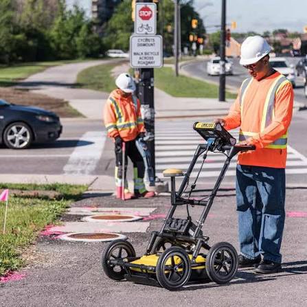 LMX200 Underground Utility Locator, Top Dollar Deals!!! (Cage Area)