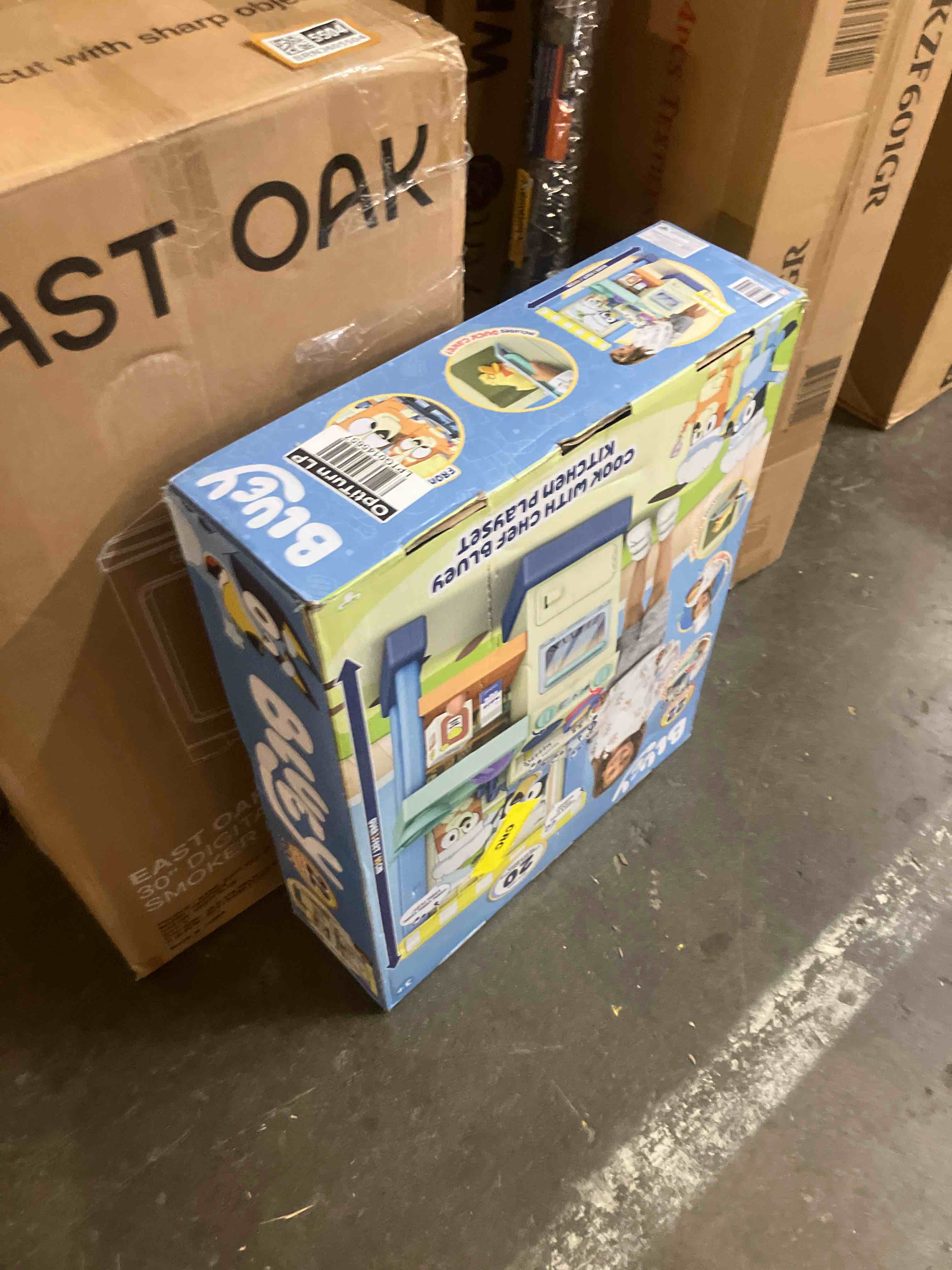 Condition photo showing New/Like New for Bluey Kitchen Play Set for Kids Ages 4-8, 3ft Tall Pretend Kitchen Playset Stove, Sink, Oven & 20+ Accessories Chef Hat, Kid Play Kitchen