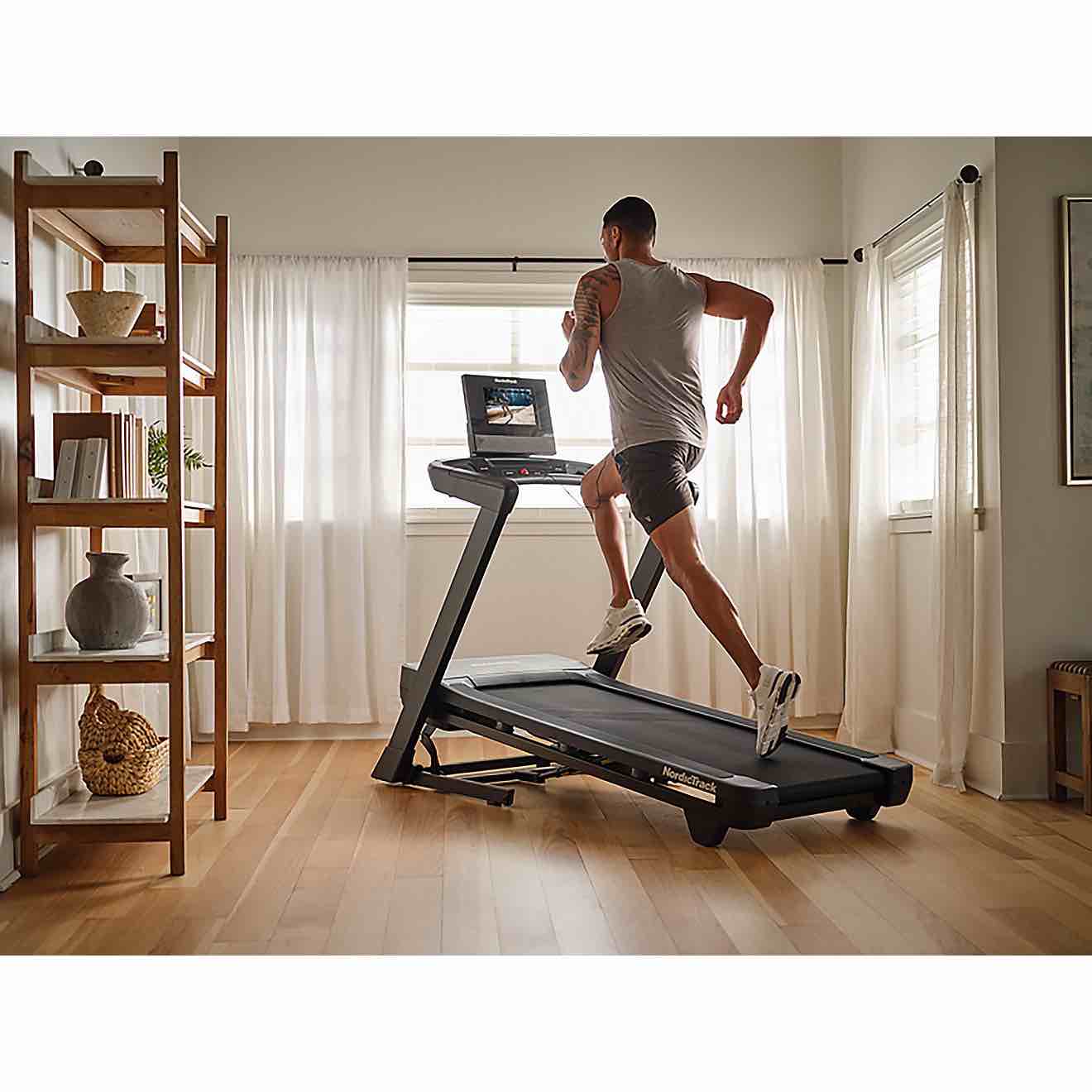 Nordic Track T Series 10 Treadmill (Row 17)