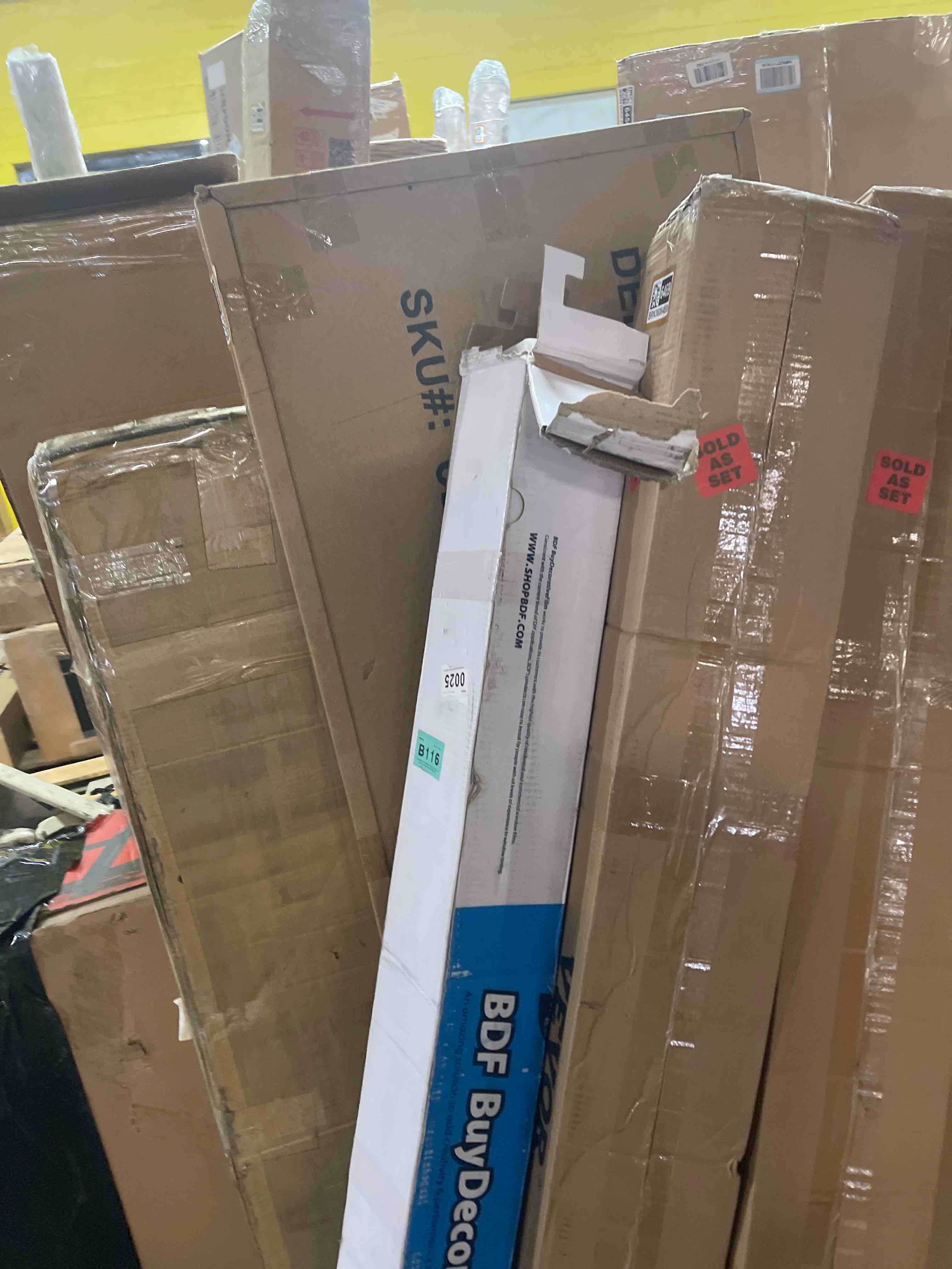 Condition photo showing New/Like New for BDF NA05 Window Film Daytime Privacy and Sun Control Natural Black 5 (Very Dark) - 36in X 24ft