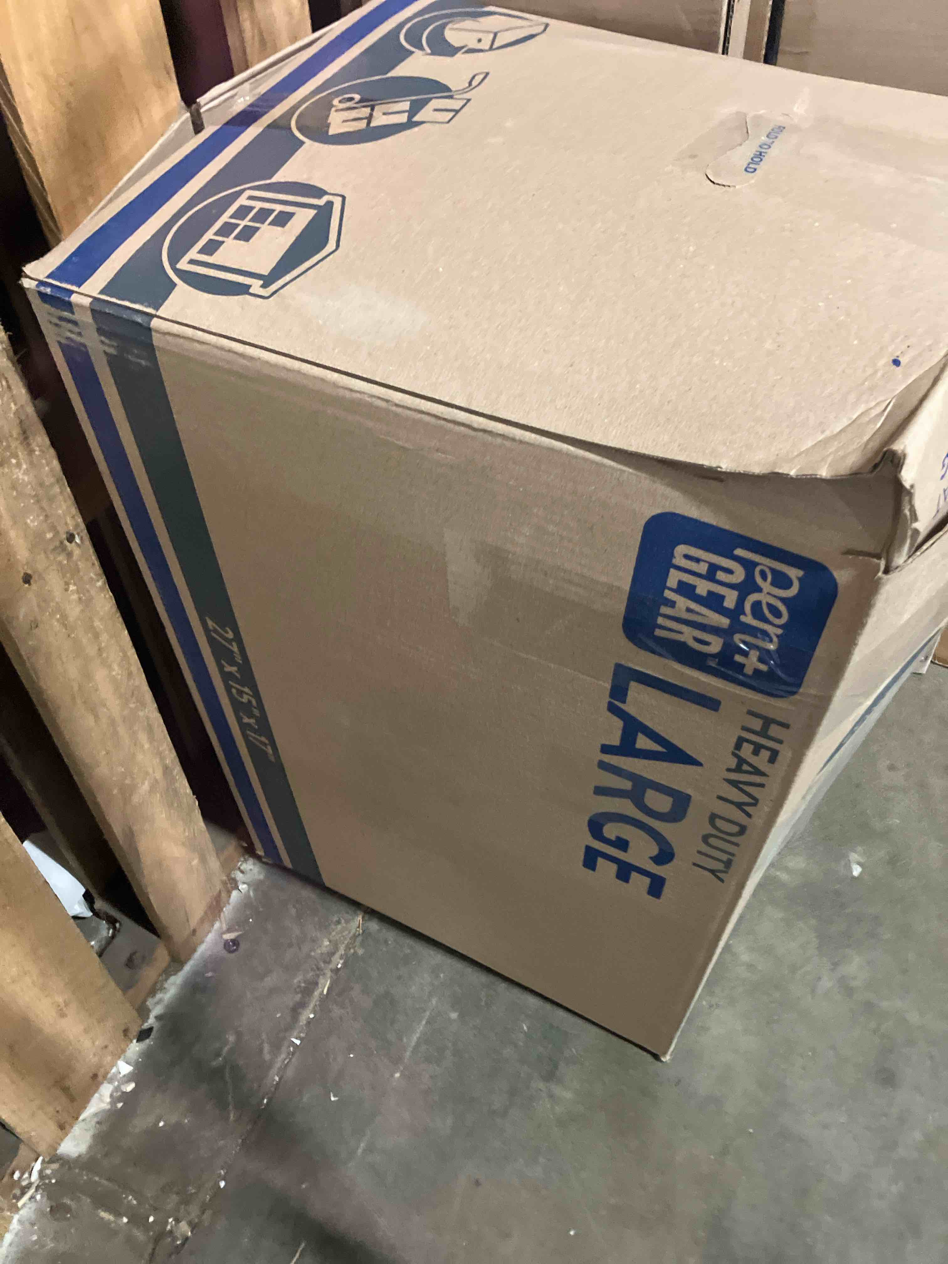 https://s3.amazonaws.com/lotting-images-prod/phillipi/BRN3607024_1759432599567.jpeg