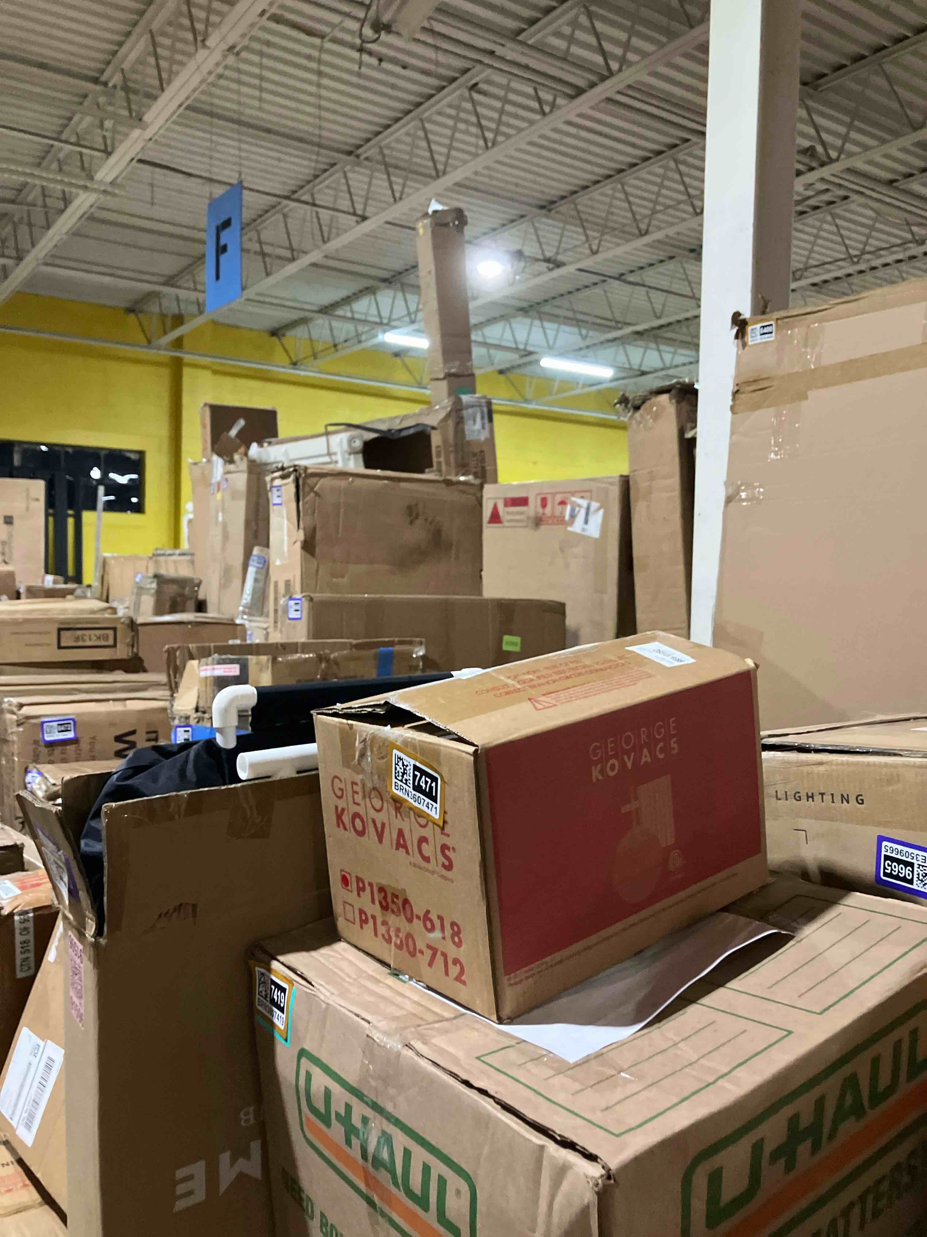 https://s3.amazonaws.com/lotting-images-prod/phillipi/BRN3607471_1759861732465.jpeg