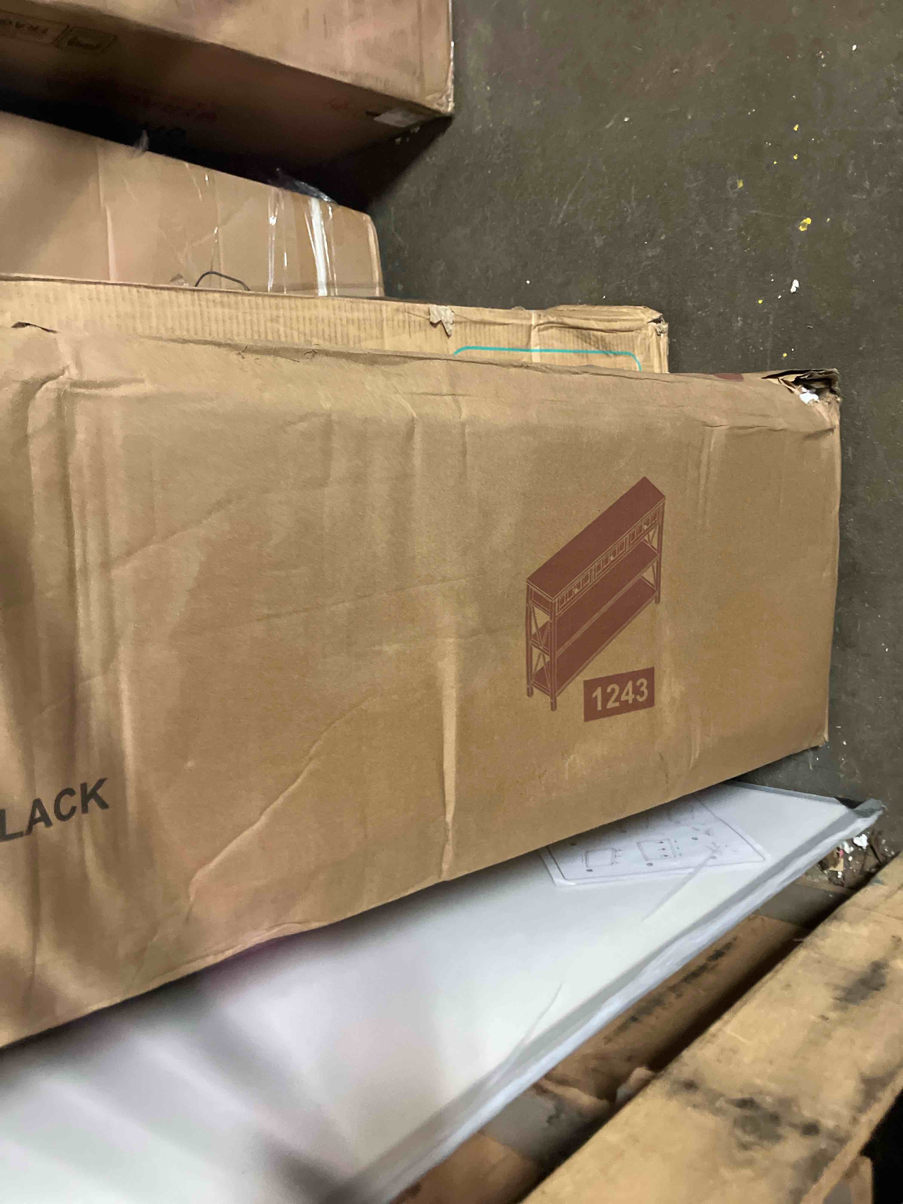 https://s3.amazonaws.com/lotting-images-prod/phillipi/BRN3607539_1759931734086.jpeg