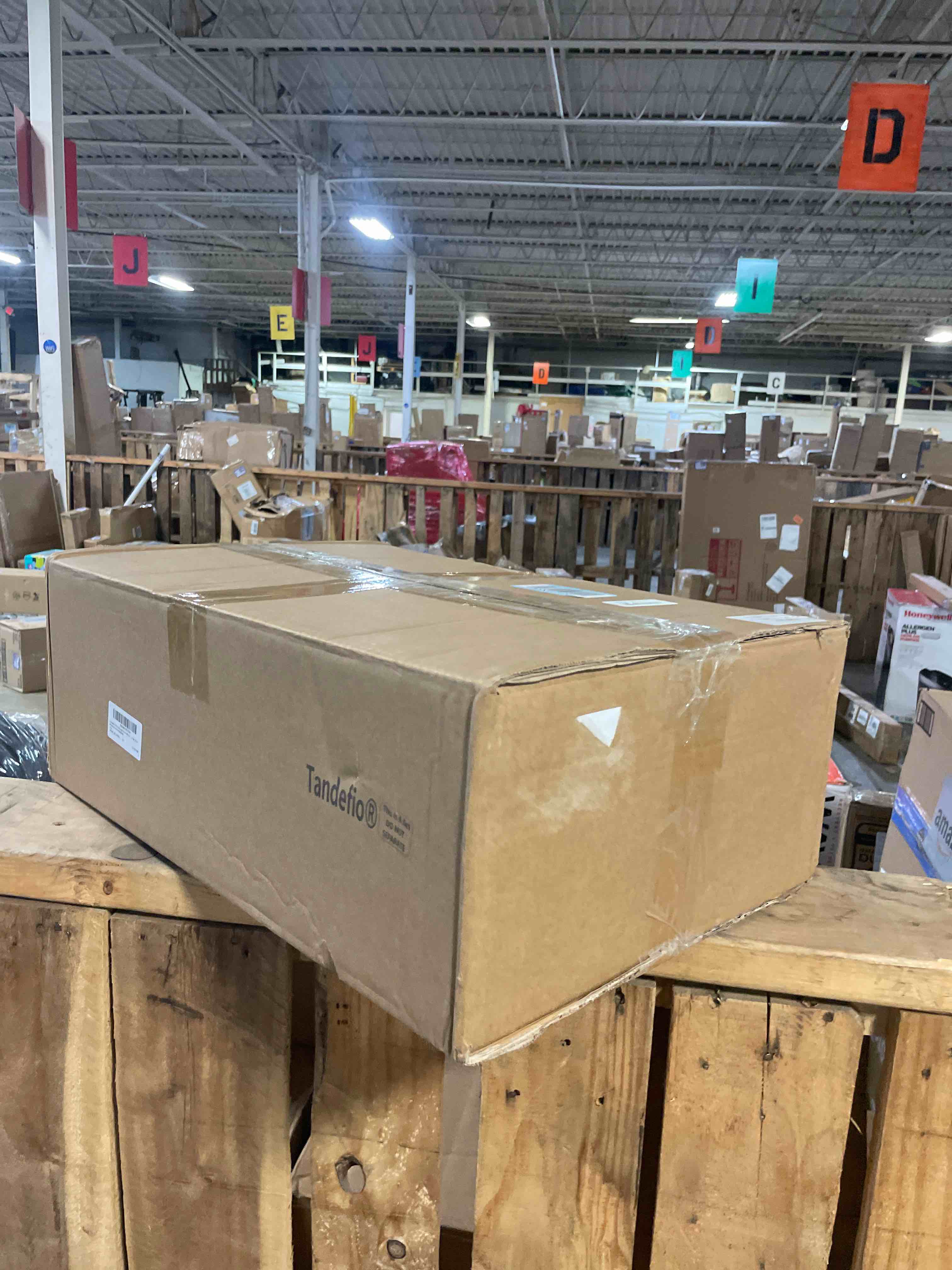 https://s3.amazonaws.com/lotting-images-prod/phillipi/BRN3607664_1760013798076.jpeg