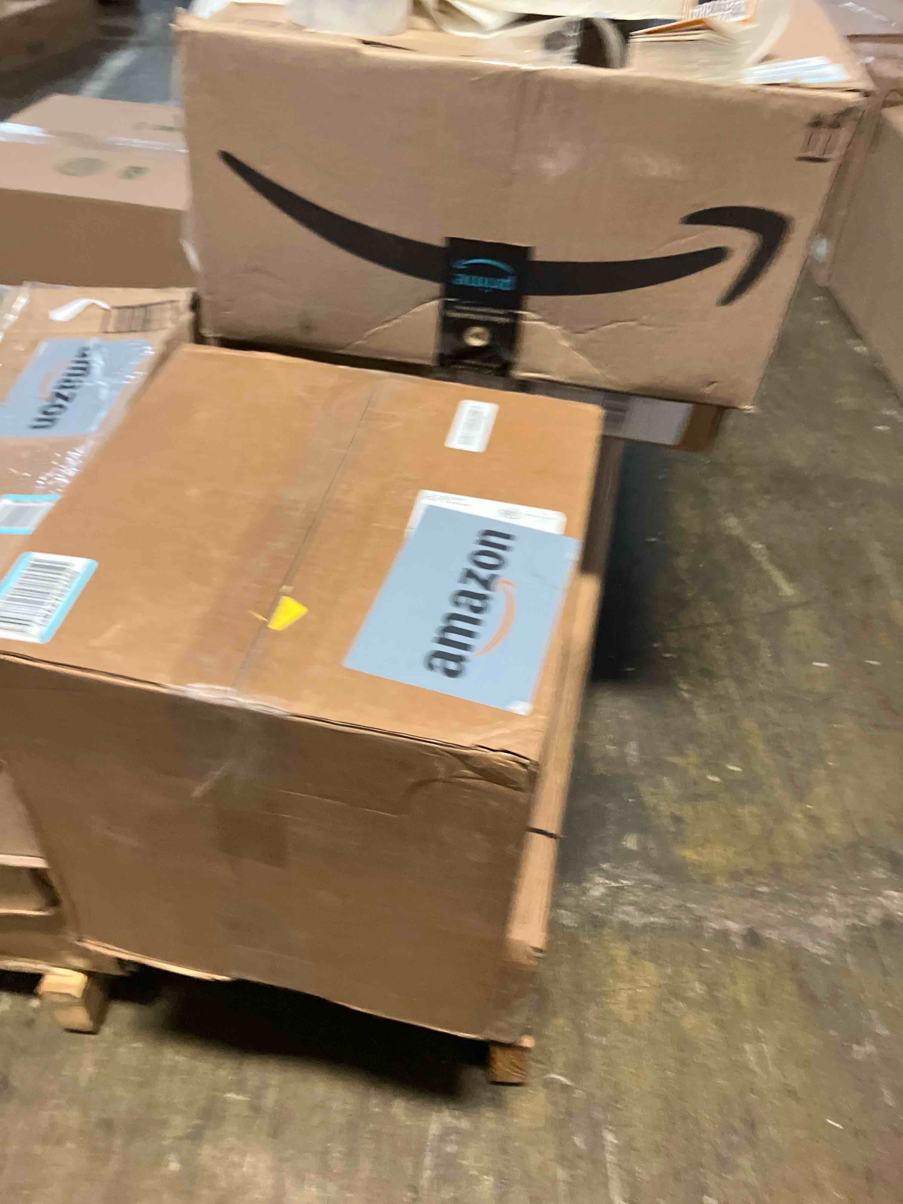 https://s3.amazonaws.com/lotting-images-prod/phillipi/BRN3607884_1760115131152.jpeg