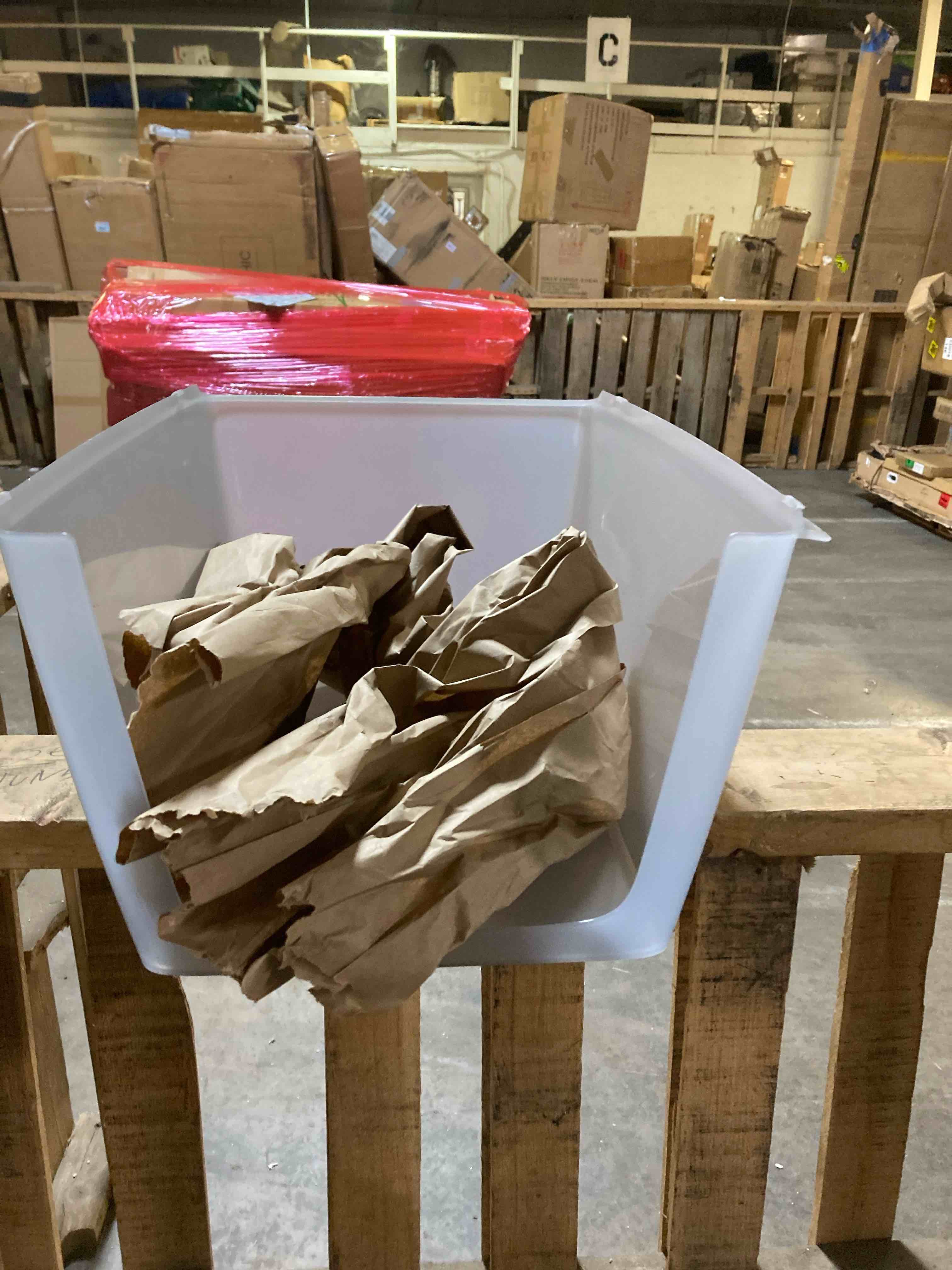 https://s3.amazonaws.com/lotting-images-prod/phillipi/BRN3608093_1760550020098.jpeg