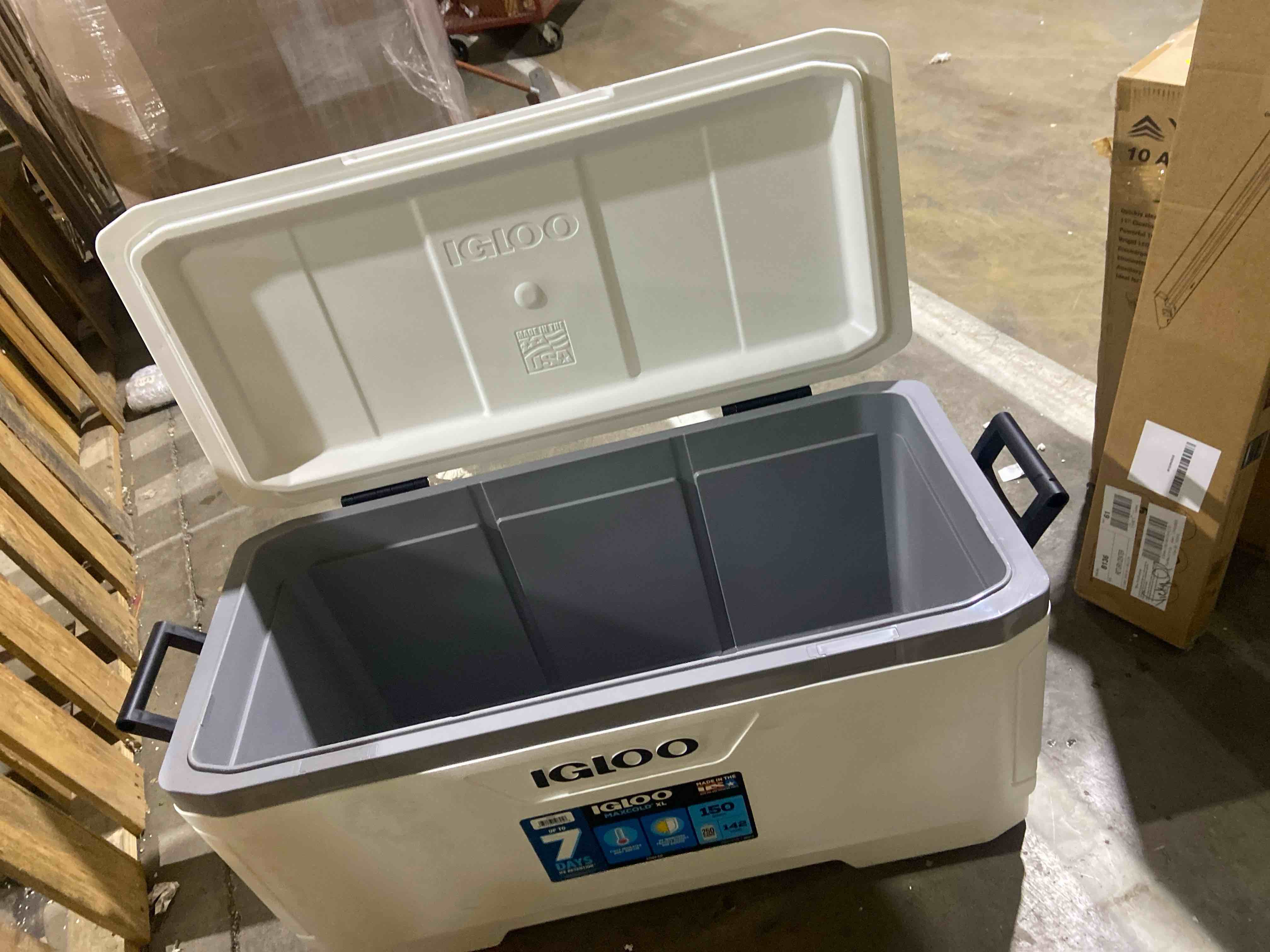 Condition photo showing New/Like New for Igloo 150 Quart MaxCold Cooler