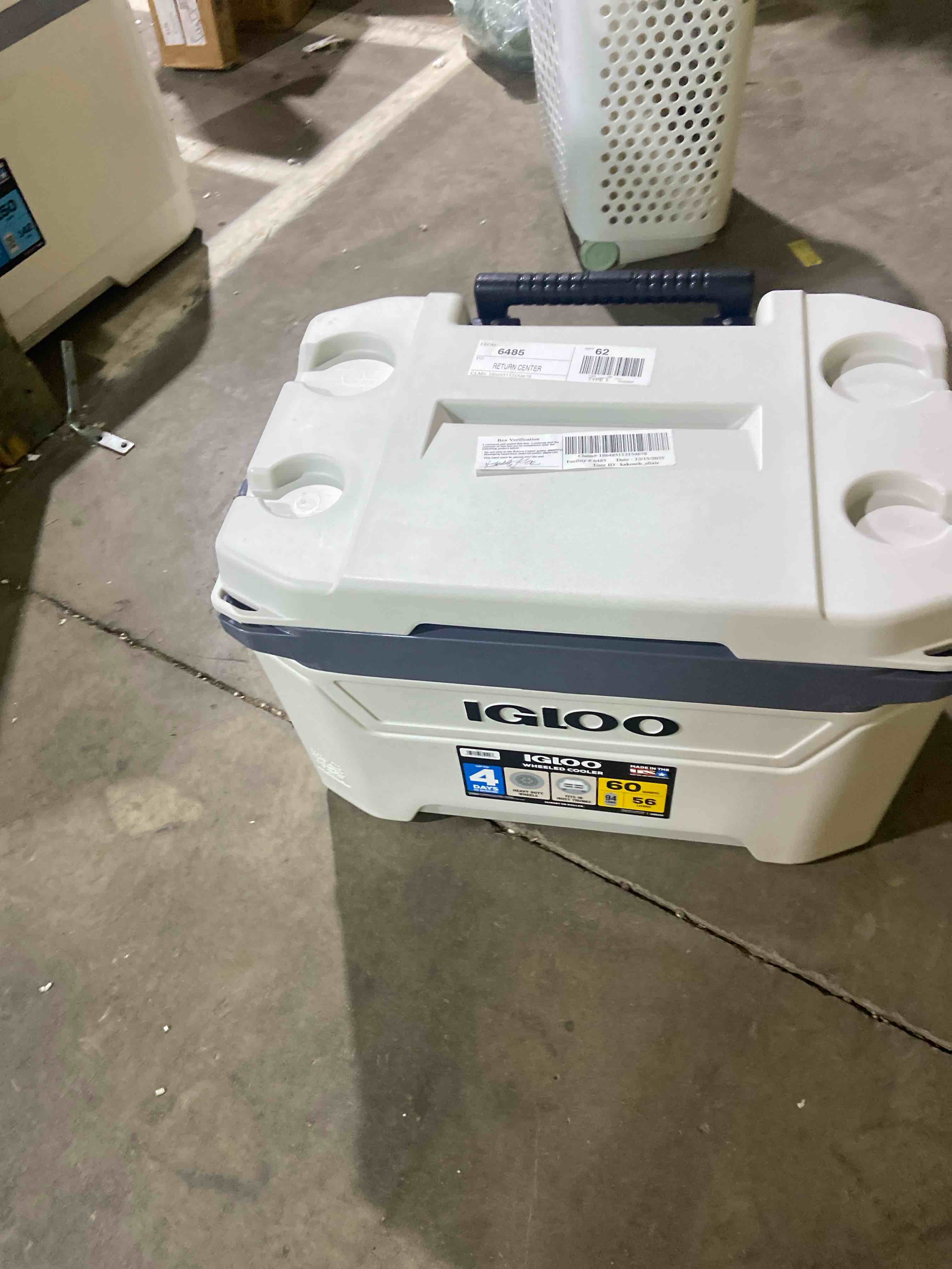 Condition photo showing New/Like New for Igloo 54 QT Marine Ultra Ice Chest Cooler, White and Gray